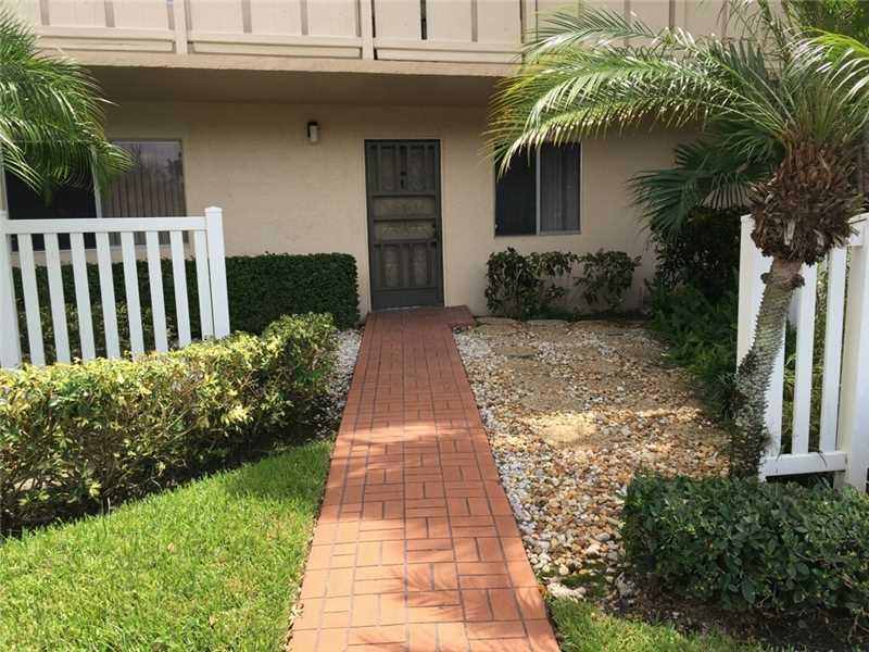 HUNTINGTON LAKES - Residential