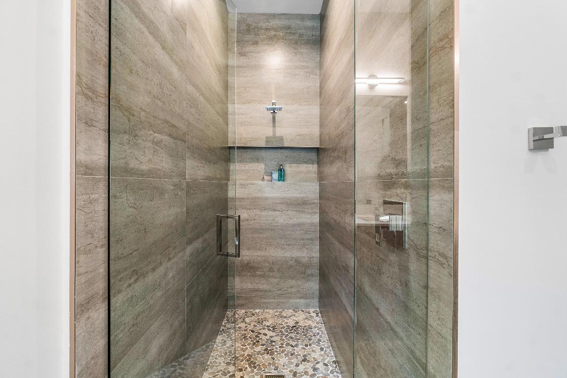 ELLAMAR - Residential