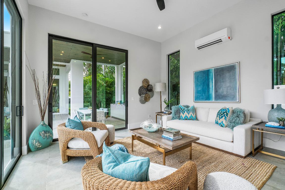 ELLAMAR - Residential