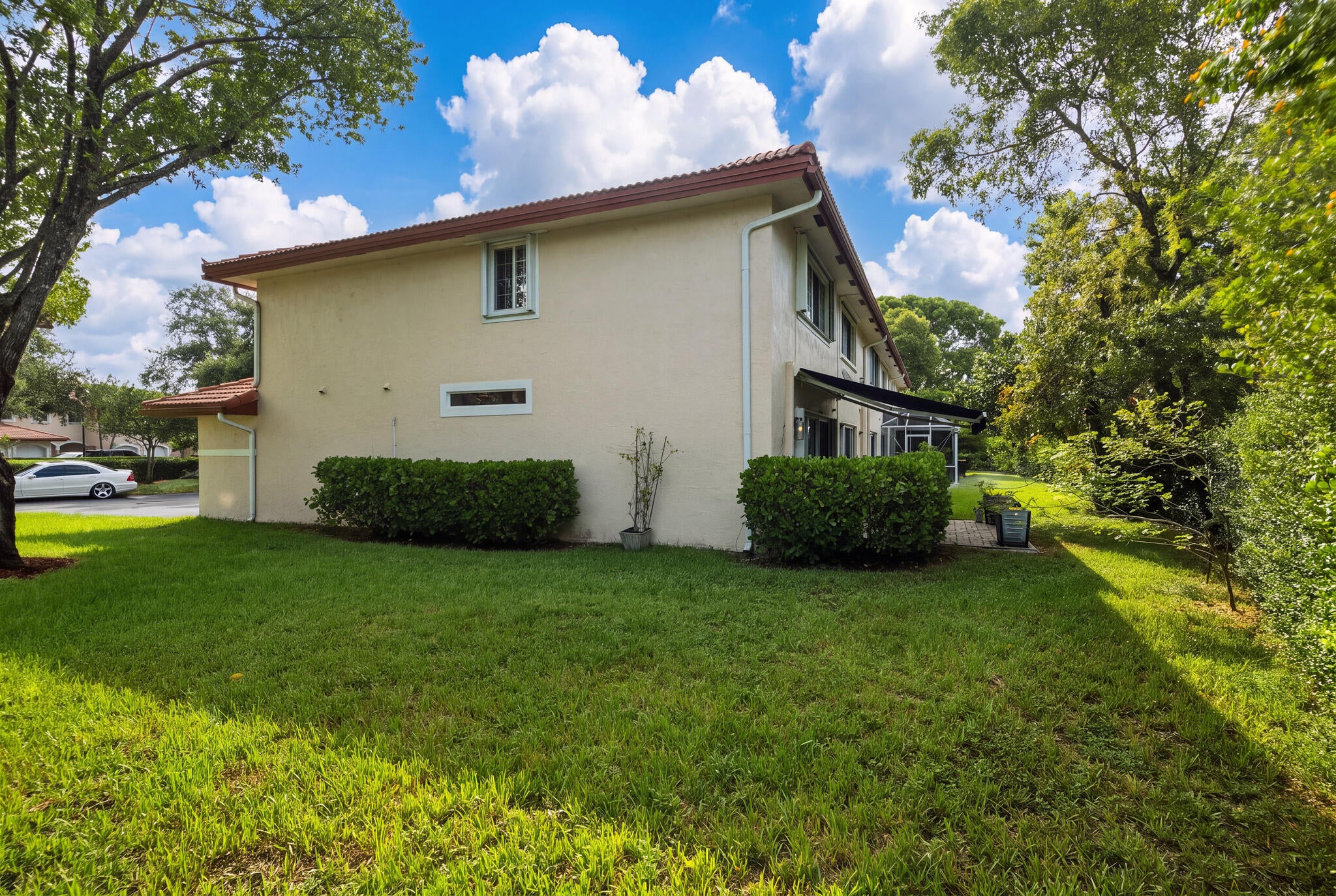 8976 NW 38th Drive