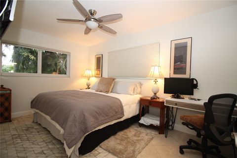 A home in Wilton Manors