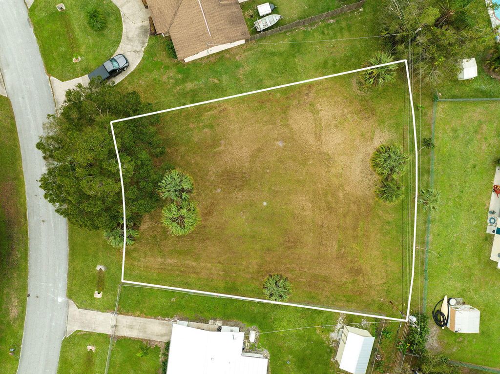 Photo of 7804 Hibiscus Road, Fort Pierce, FL 34951 (MLS # R10857336)