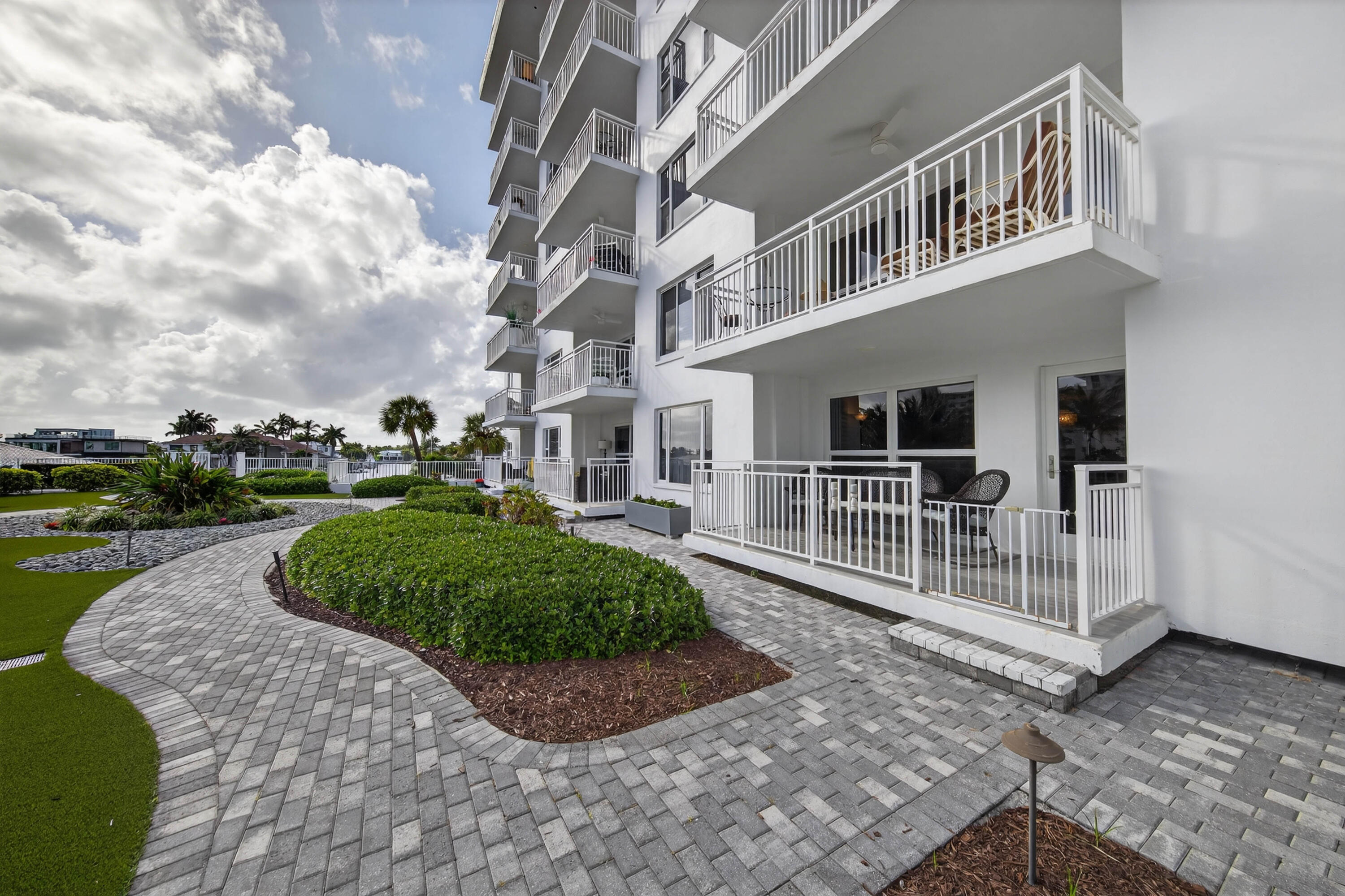 MONTEREY HOUSE CONDO - Residential Lease