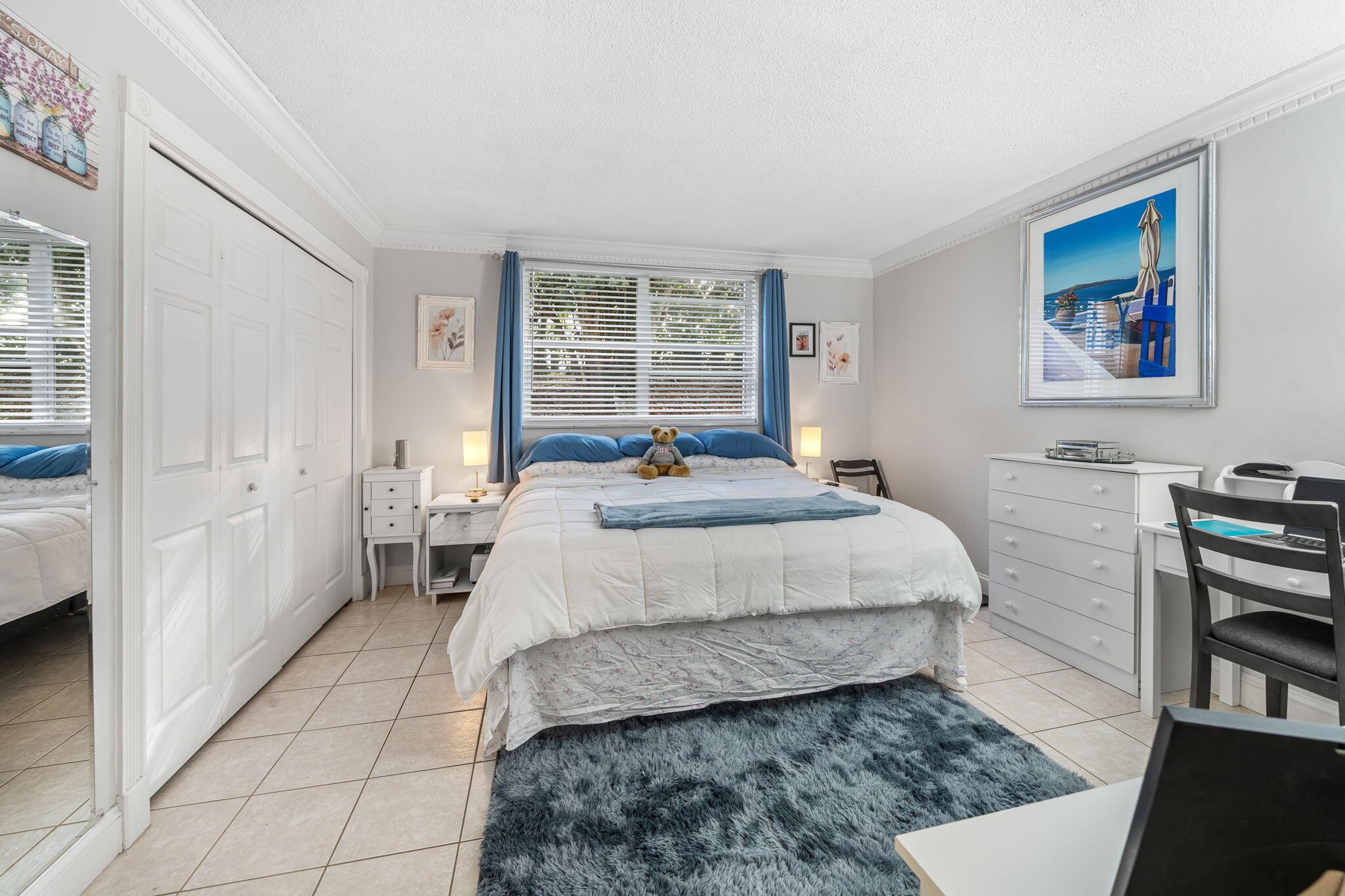 PALM BEACH WHITEHOUSE - Residential