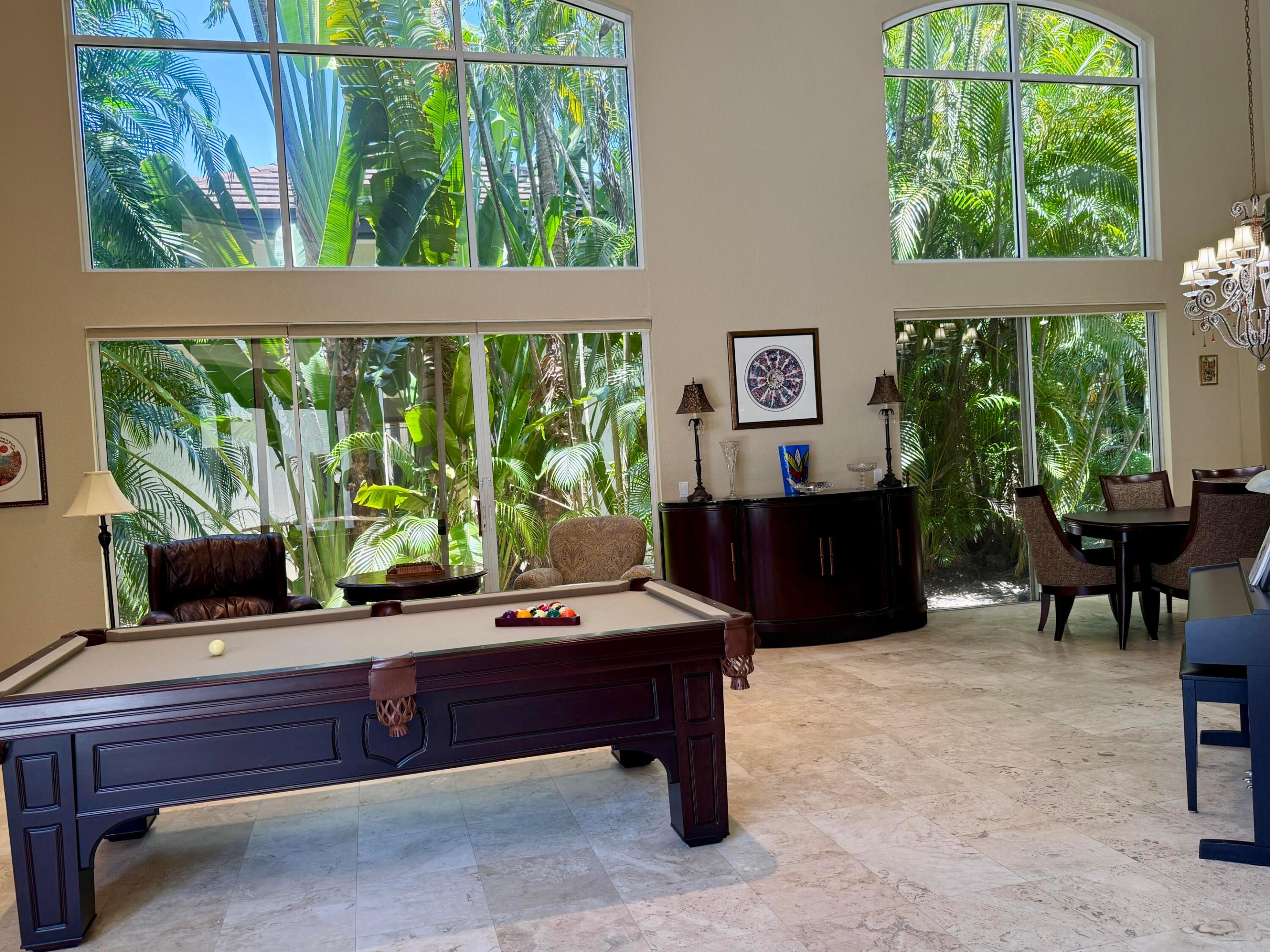 SEASONS - Residential