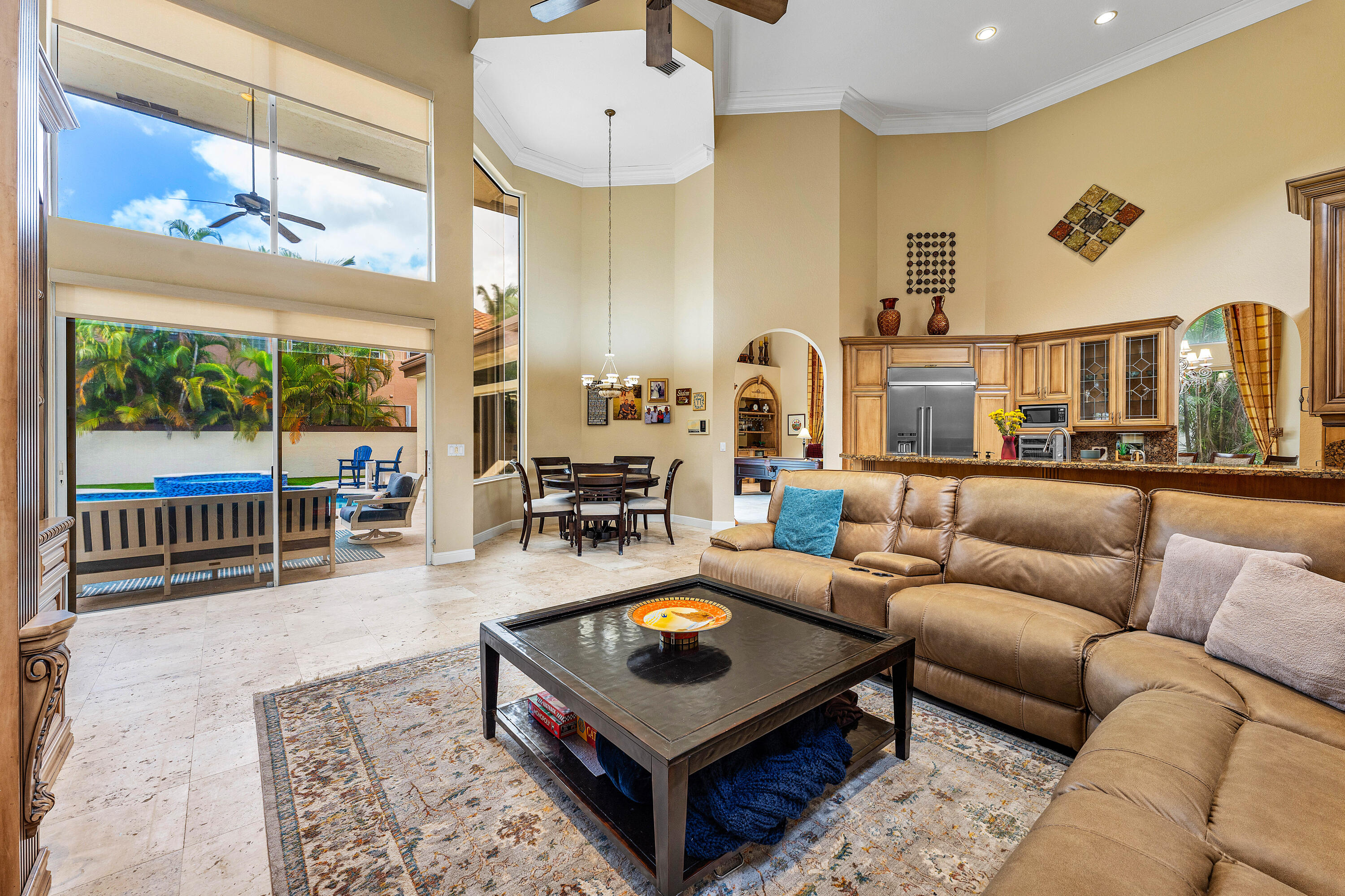 SEASONS - Residential