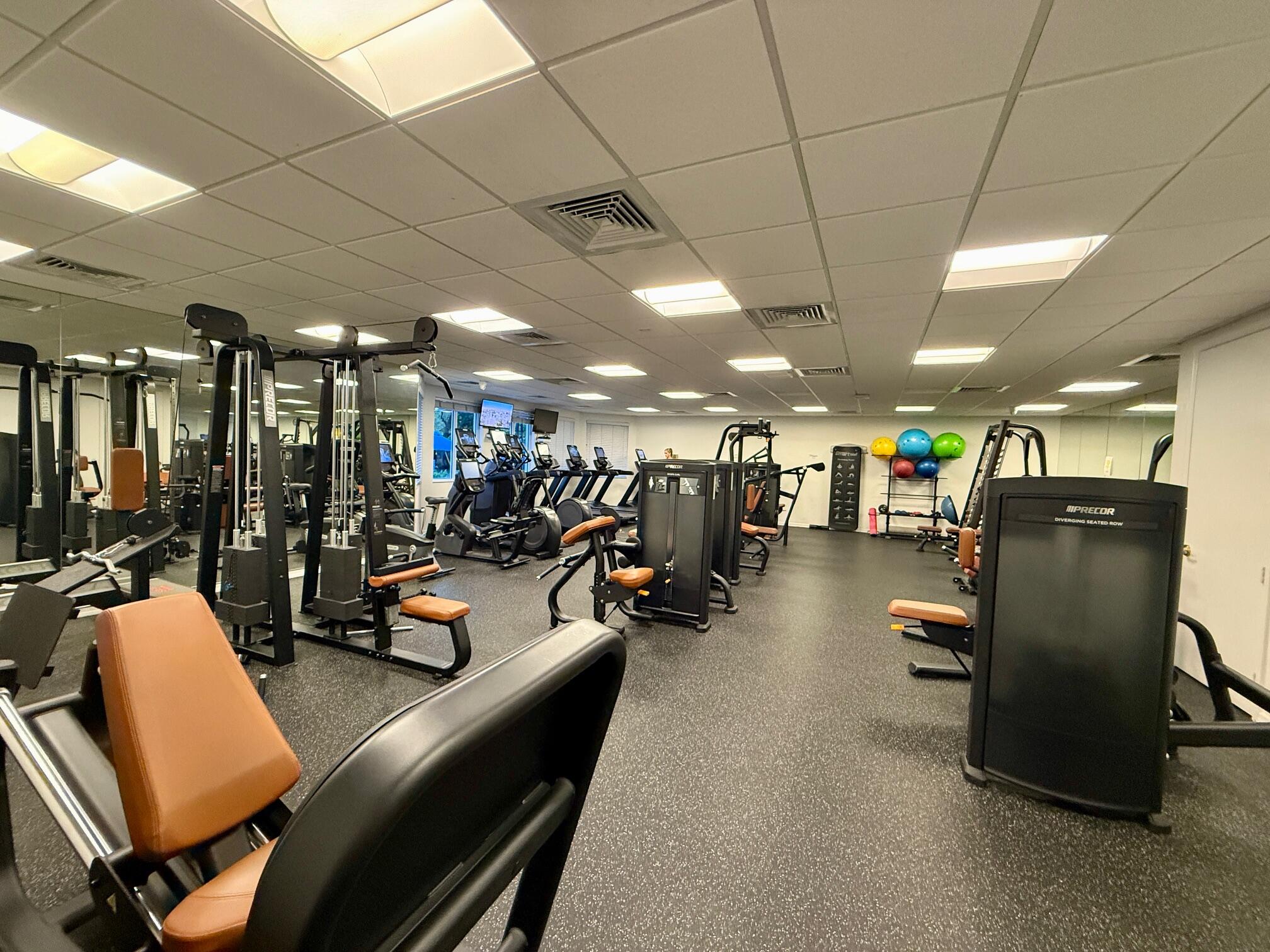 SEASONS - Residential