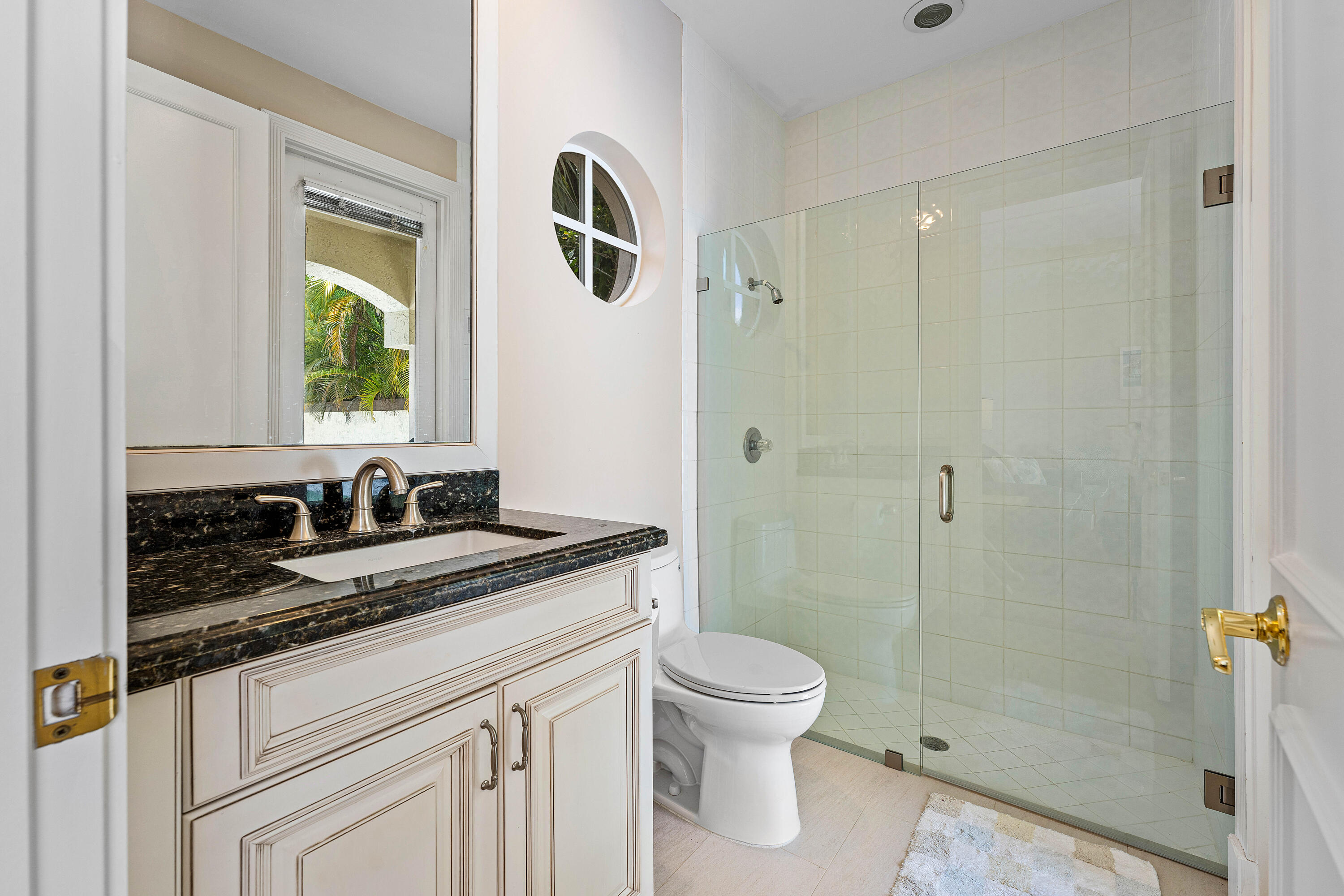 SEASONS - Residential