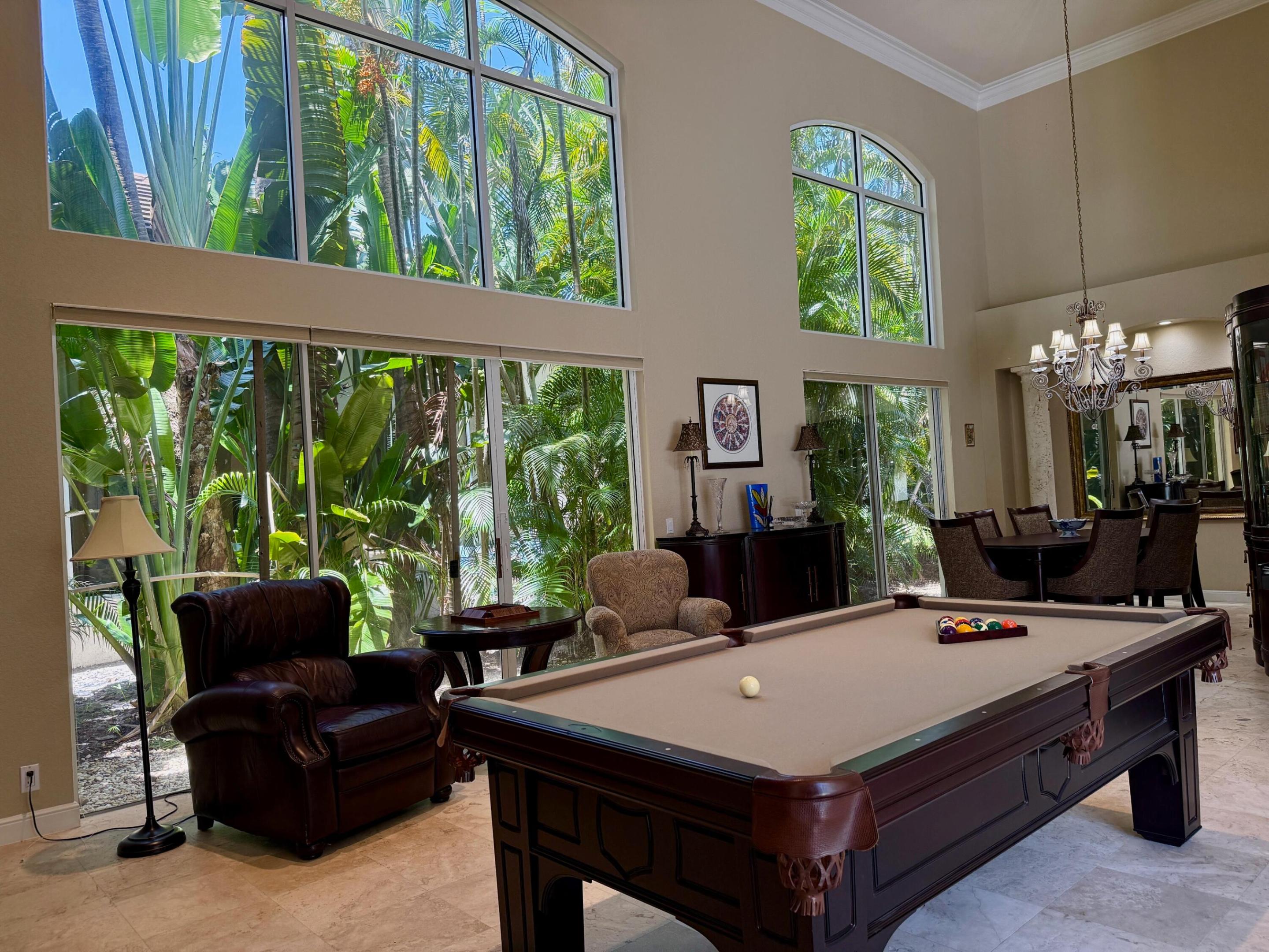 SEASONS - Residential