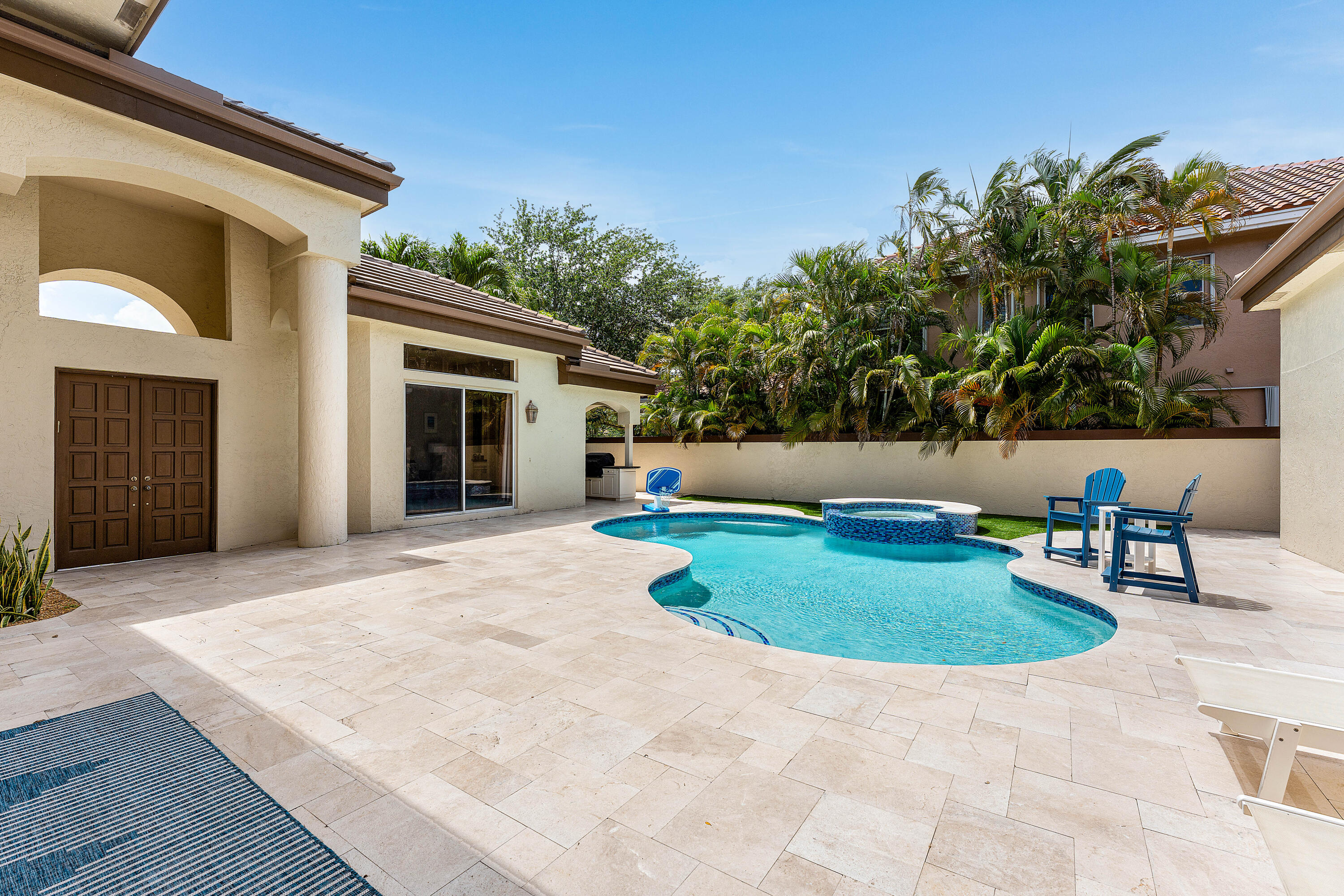 SEASONS - Residential