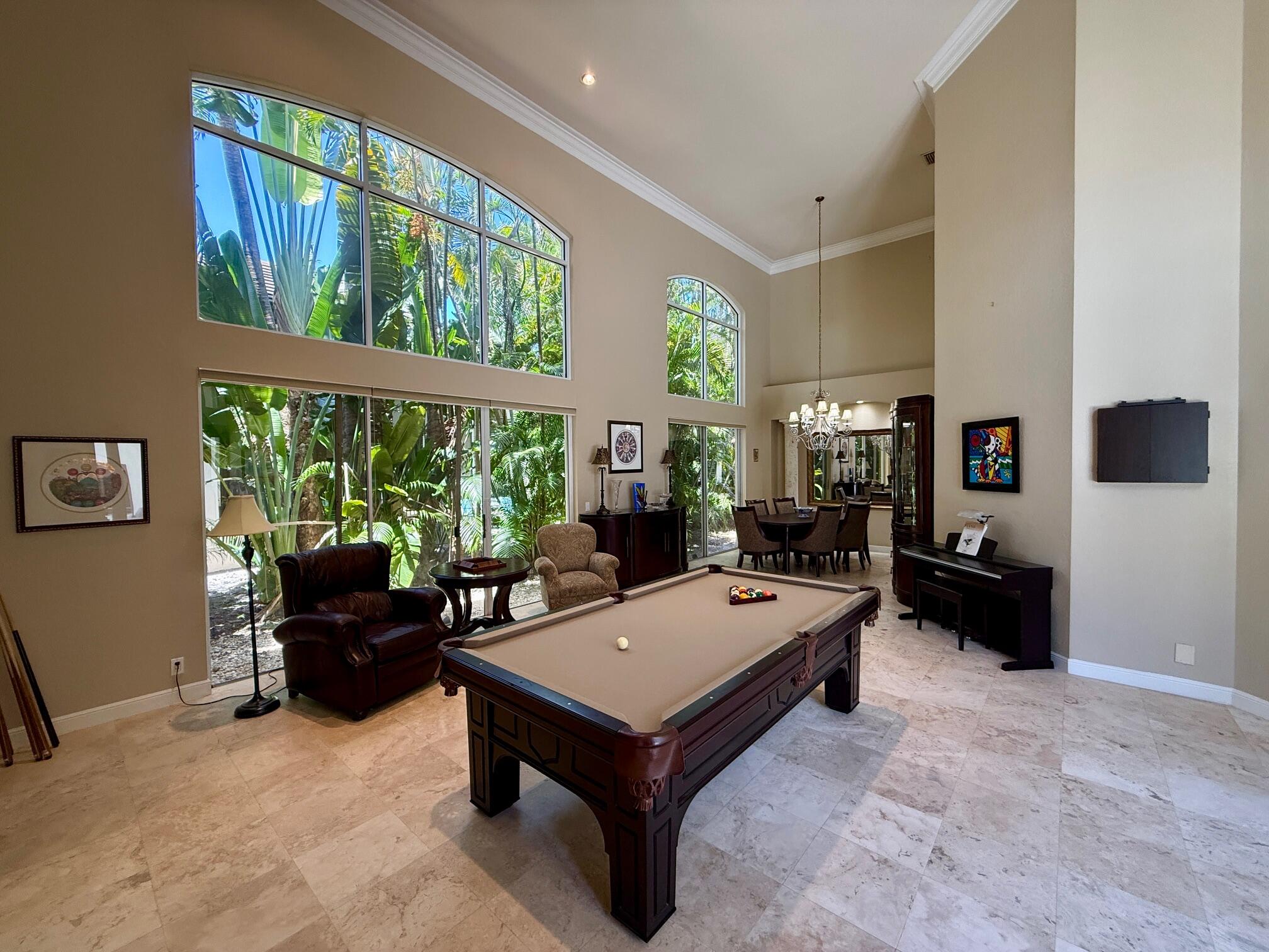 SEASONS - Residential