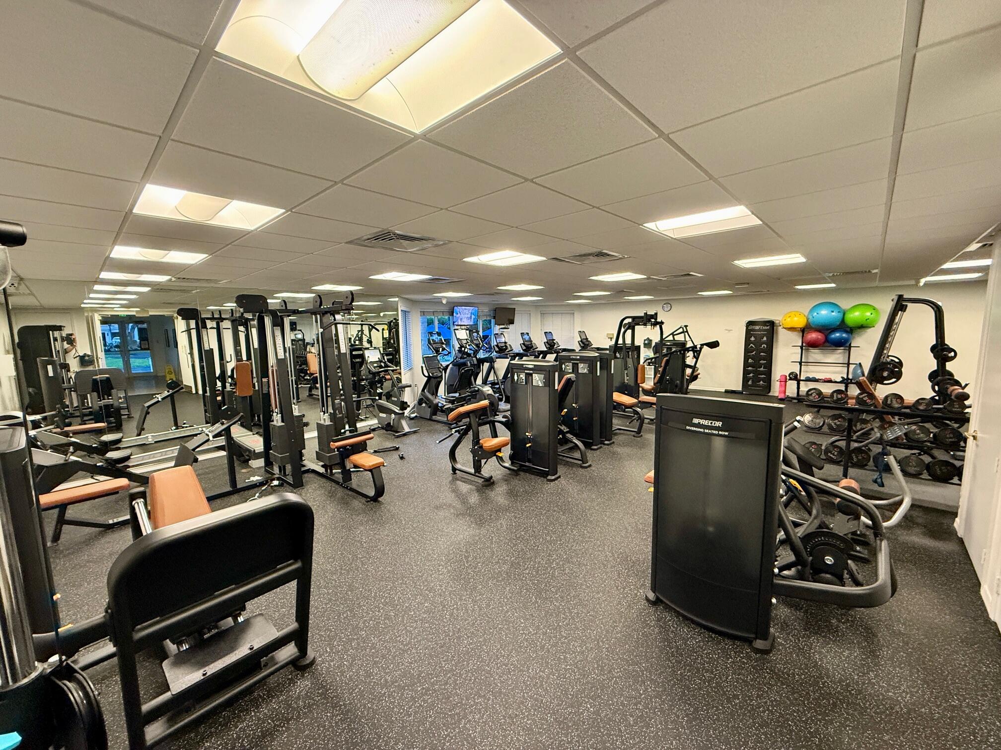 SEASONS - Residential