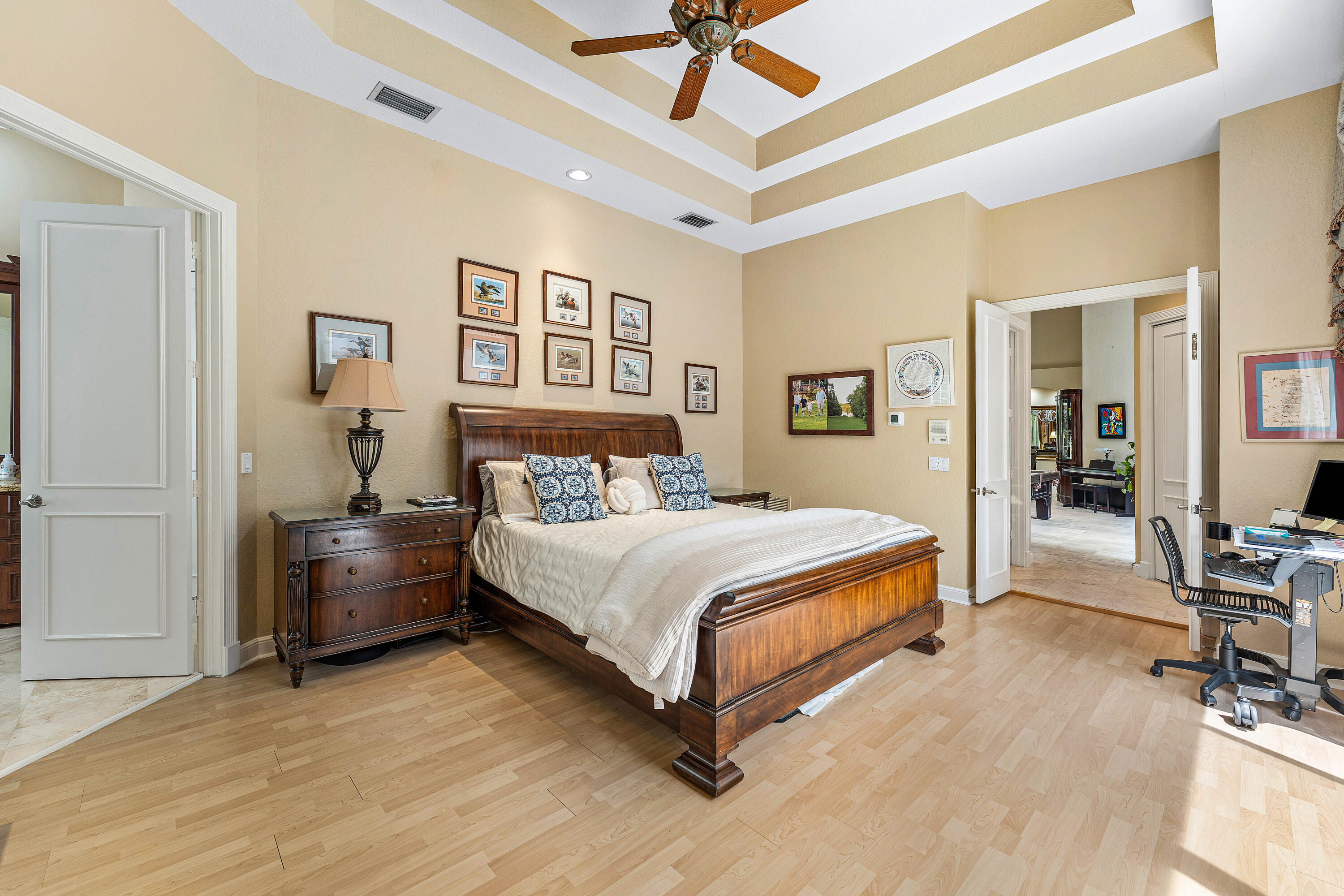 SEASONS - Residential