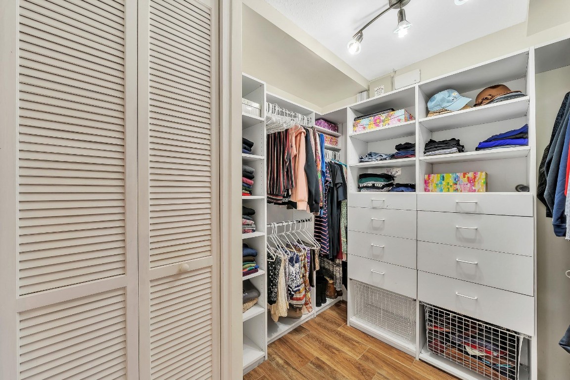 Highland Woods Sec 07 - Residential