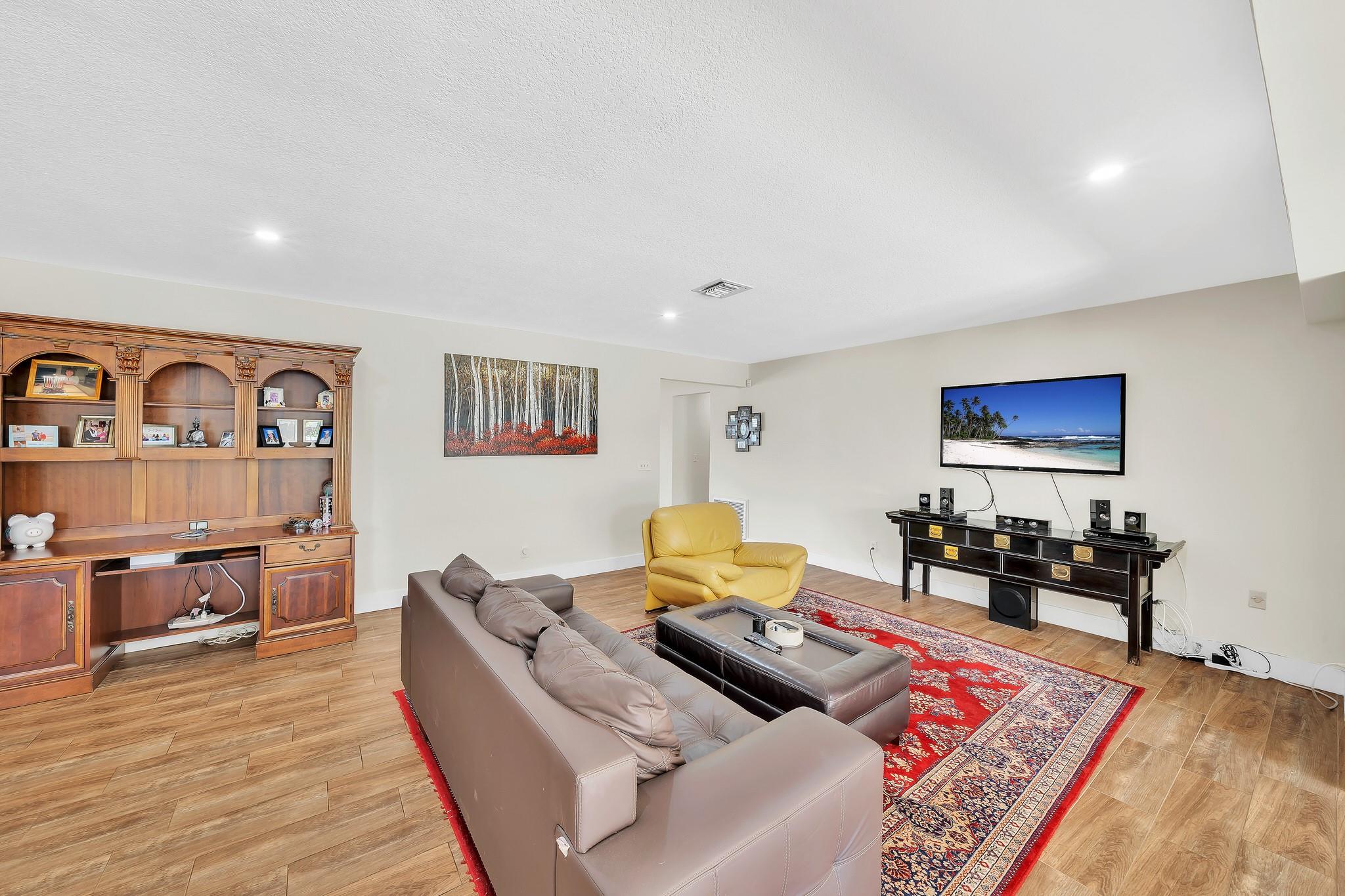 Highland Woods Sec 07 - Residential