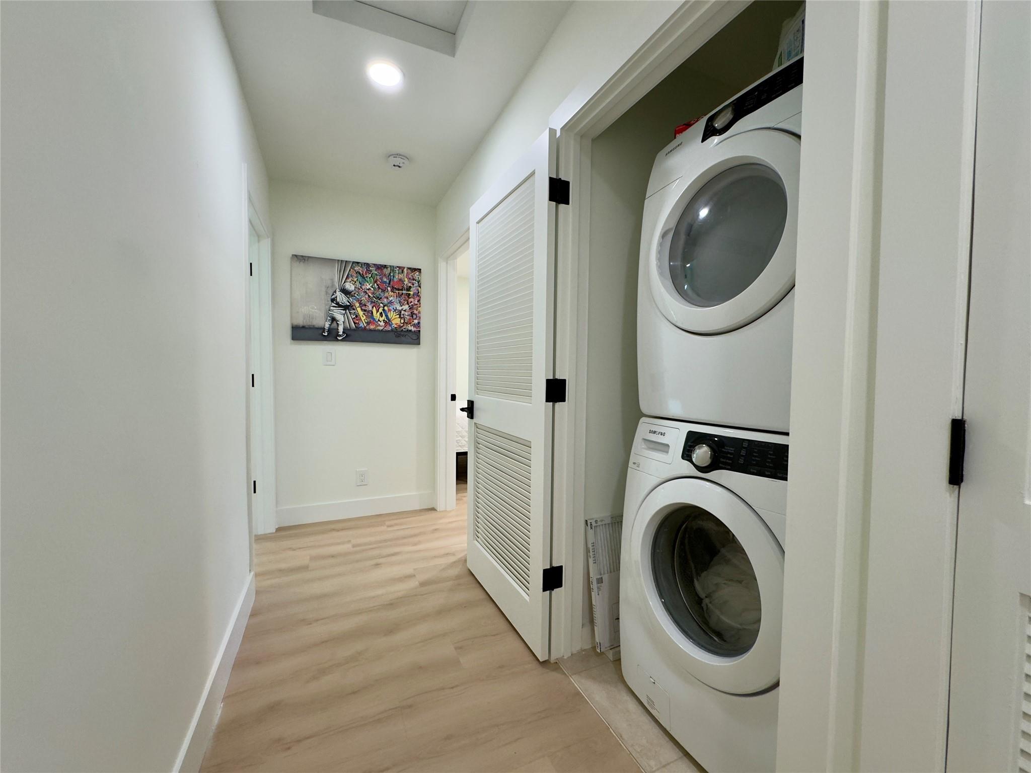 Riverside Add Amd 1-13 B - Residential Lease