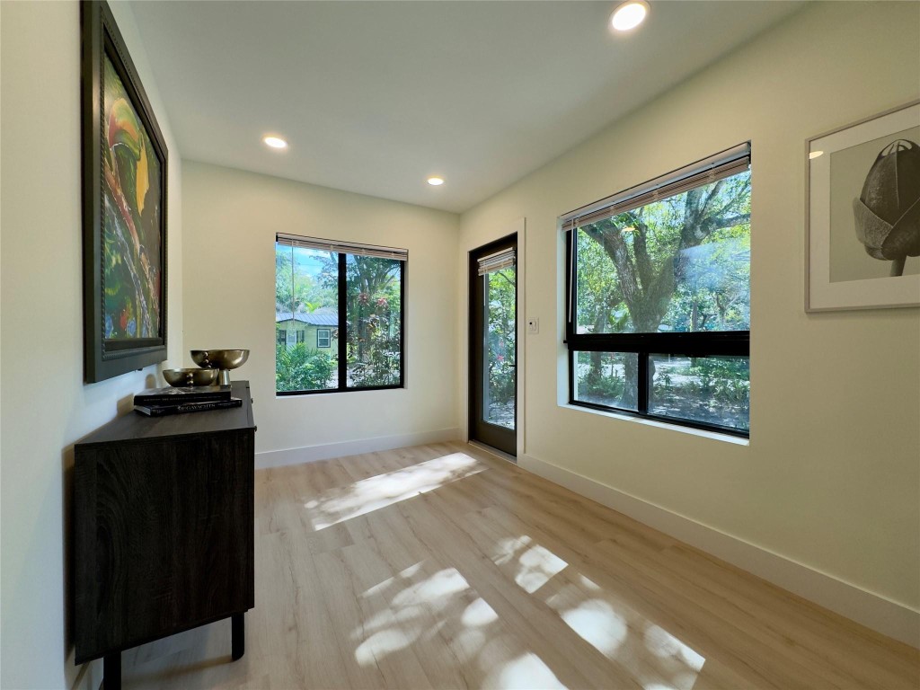 Riverside Add Amd 1-13 B - Residential Lease