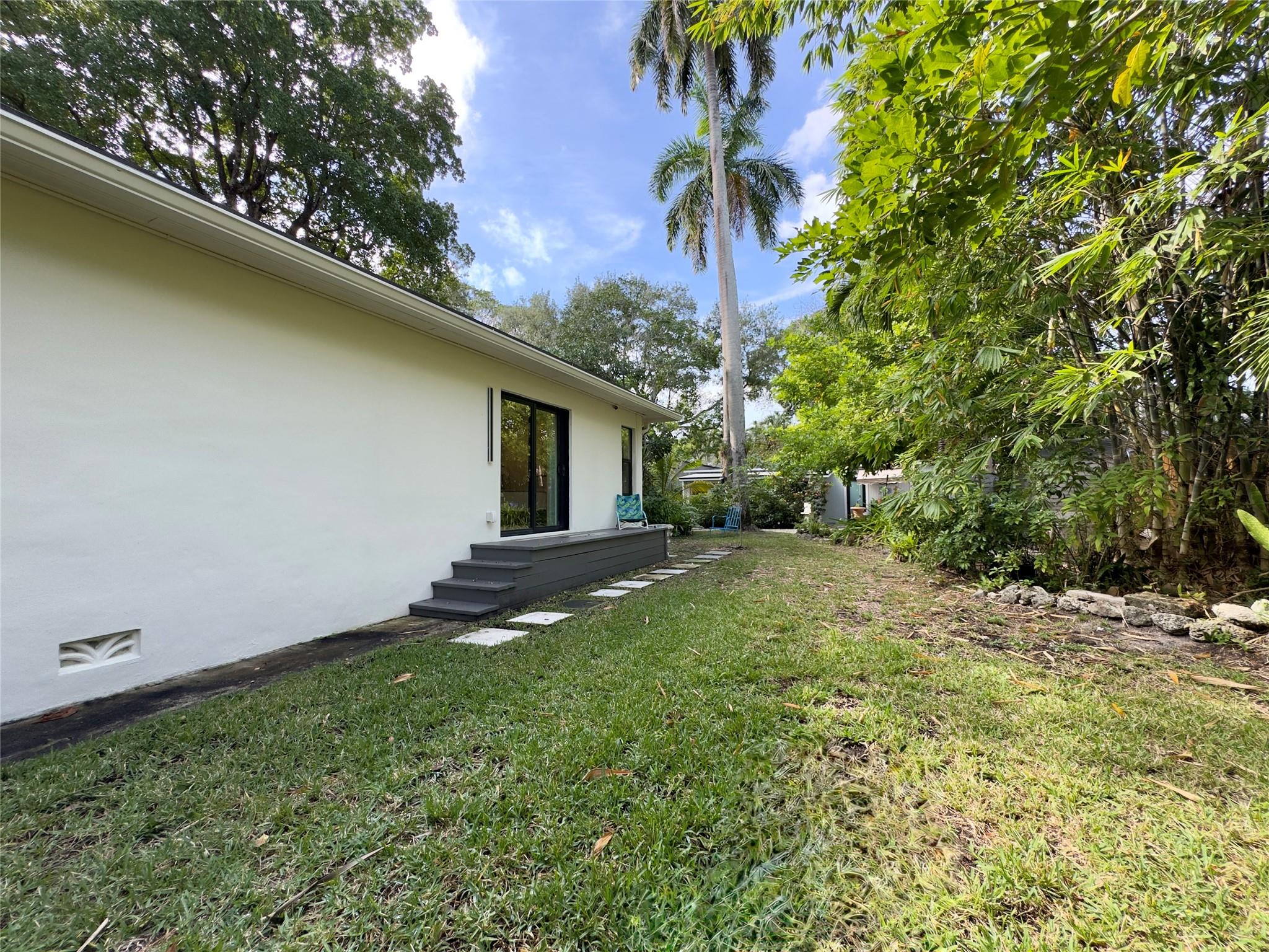 Riverside Add Amd 1-13 B - Residential Lease