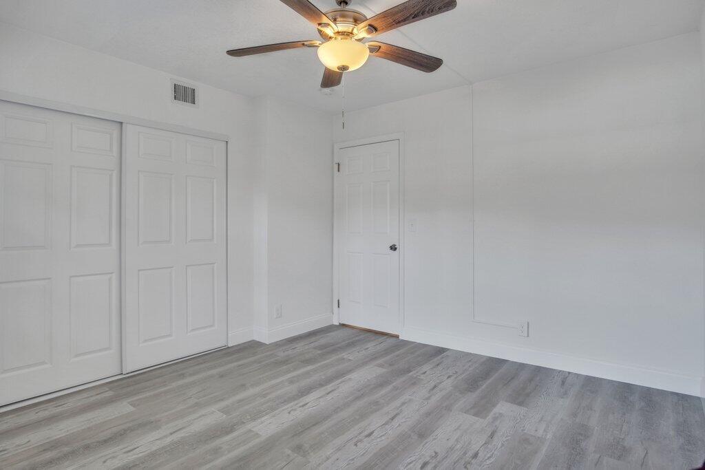 FAIRWAYS AT BOCA GOLF & T - Residential