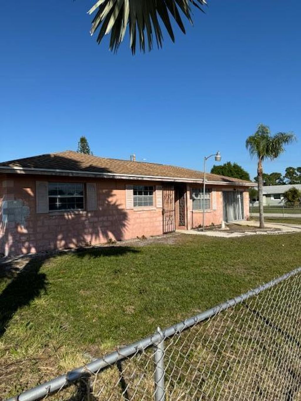 Photo of 2707 Essex Court, Fort Pierce, FL 34946 (MLS # R10963658)