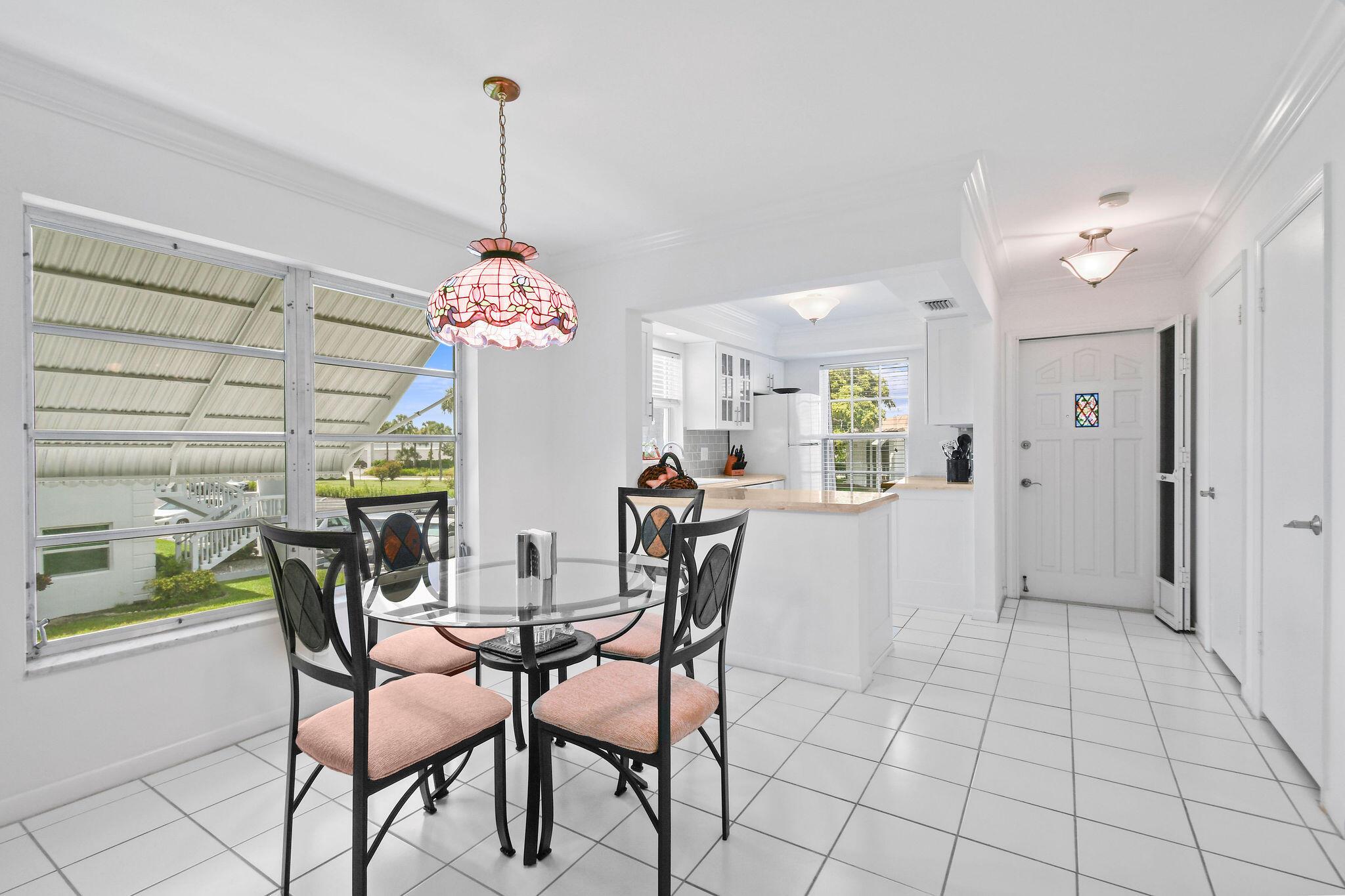 MERIDIAN CONDO 13 - Residential