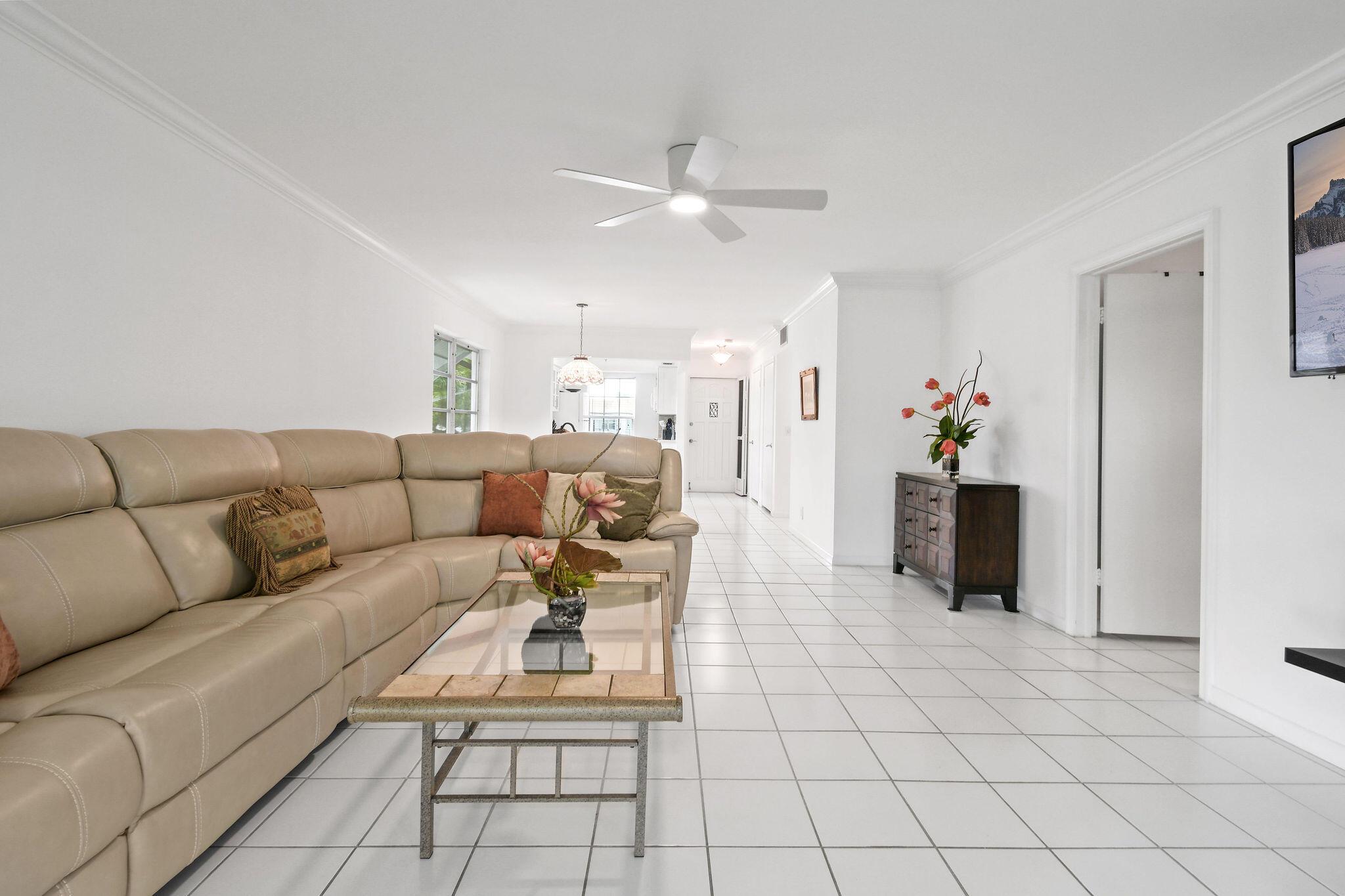MERIDIAN CONDO 13 - Residential