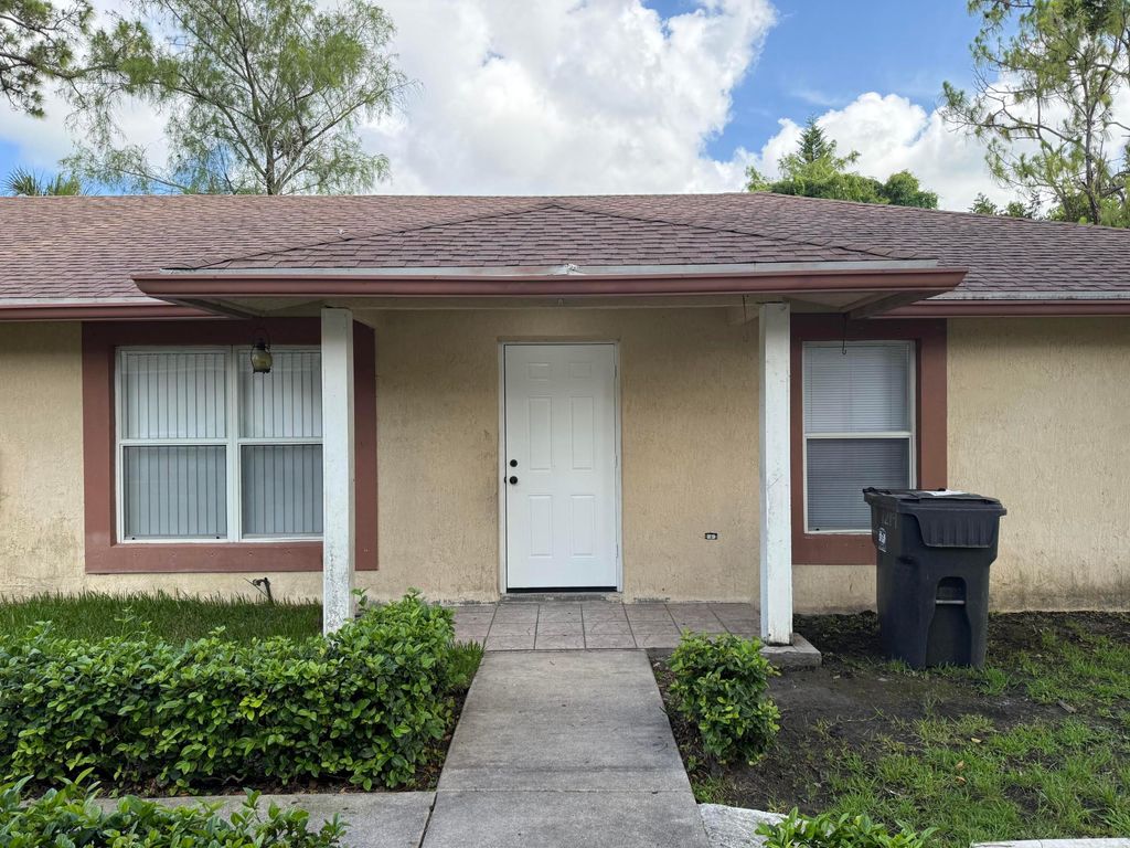 Photo of 1215 Hyacinth Place #1215, Wellington, FL 33414 (MLS # B26030949)