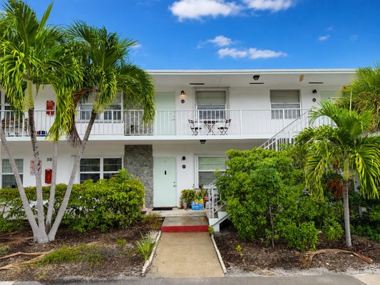 500 1ST AVE S APT 203, LAKE WORTH BEACH, FL 33460 - Image b2bf13aed26f7f763822f07b23eb715b/394375660