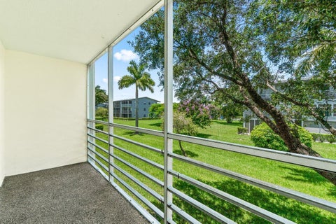 Tiny photo for 68 Suffolk B #680, Boca Raton, FL 33434 (MLS # B26070963)
