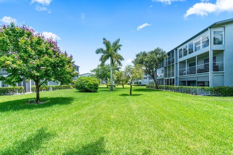 Tiny photo for 68 Suffolk B #680, Boca Raton, FL 33434 (MLS # B26070963)