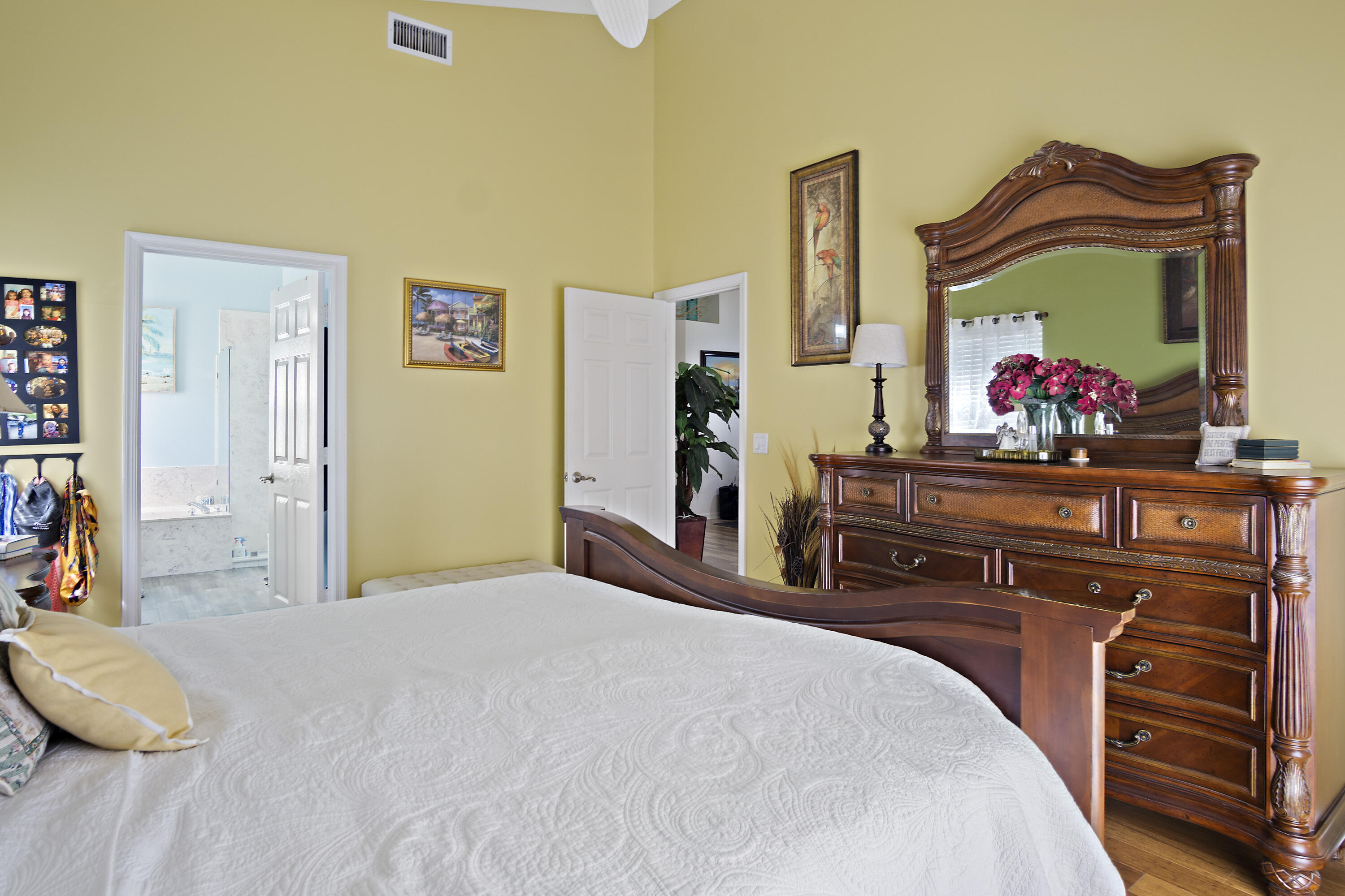 MARINER VILLAGE - Residential