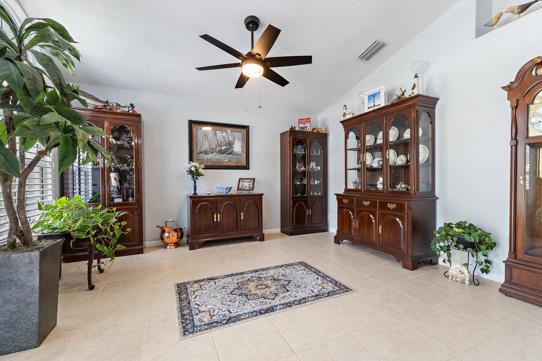 LOCKS LANDING - Residential