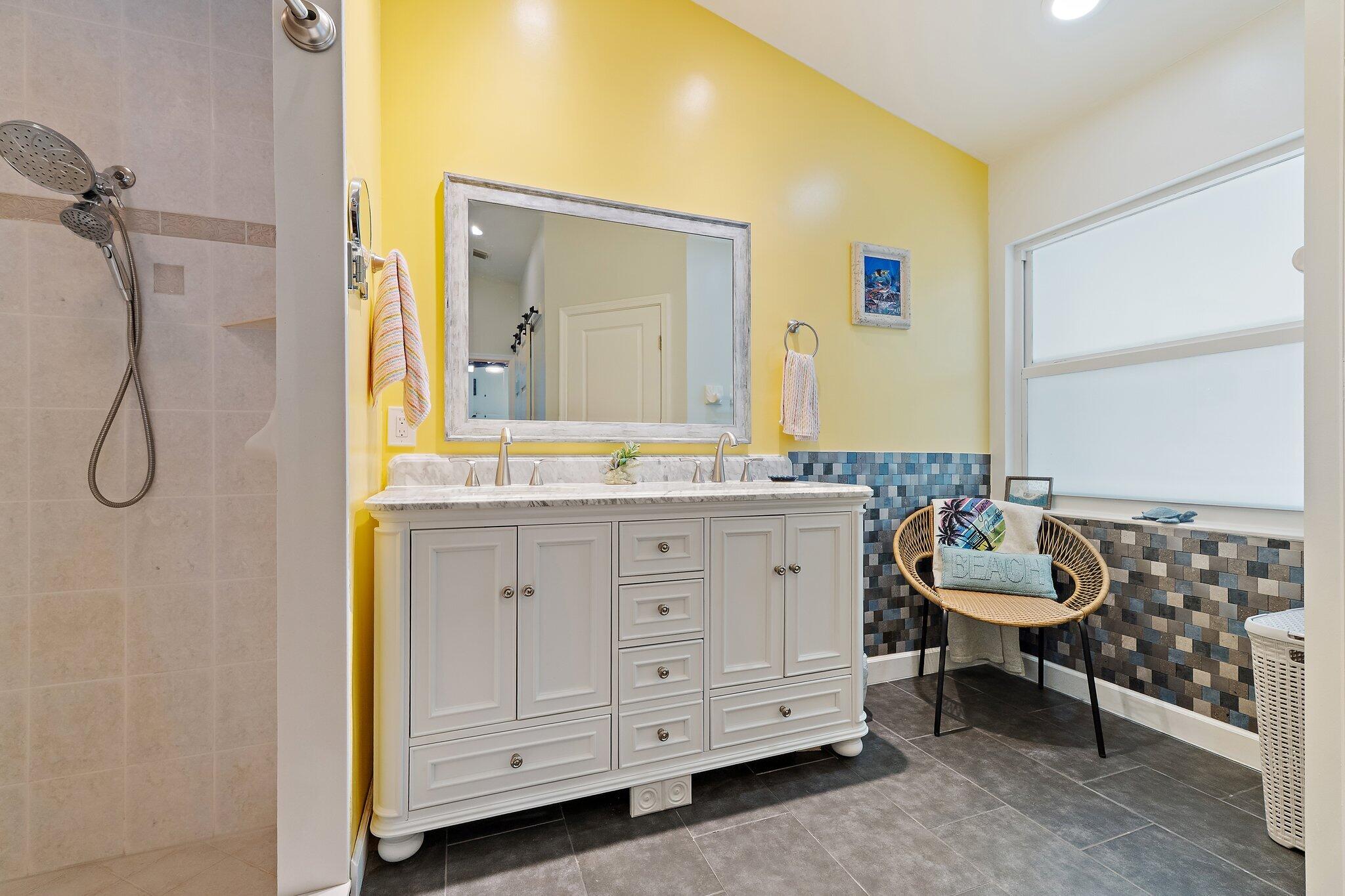 LOCKS LANDING - Residential