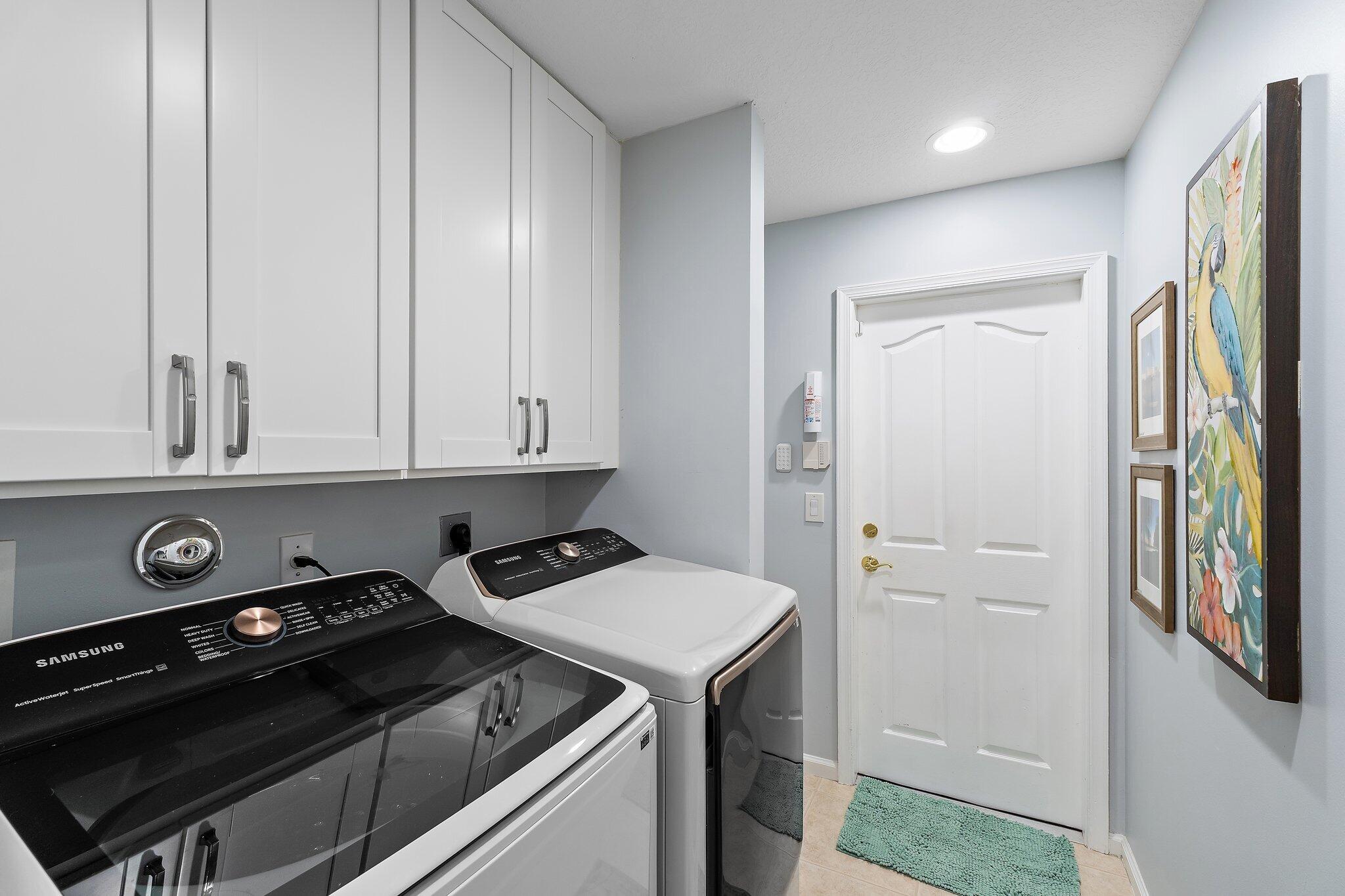 LOCKS LANDING - Residential