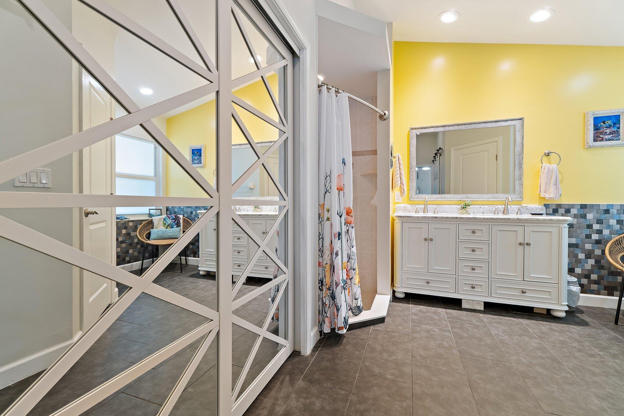 LOCKS LANDING - Residential