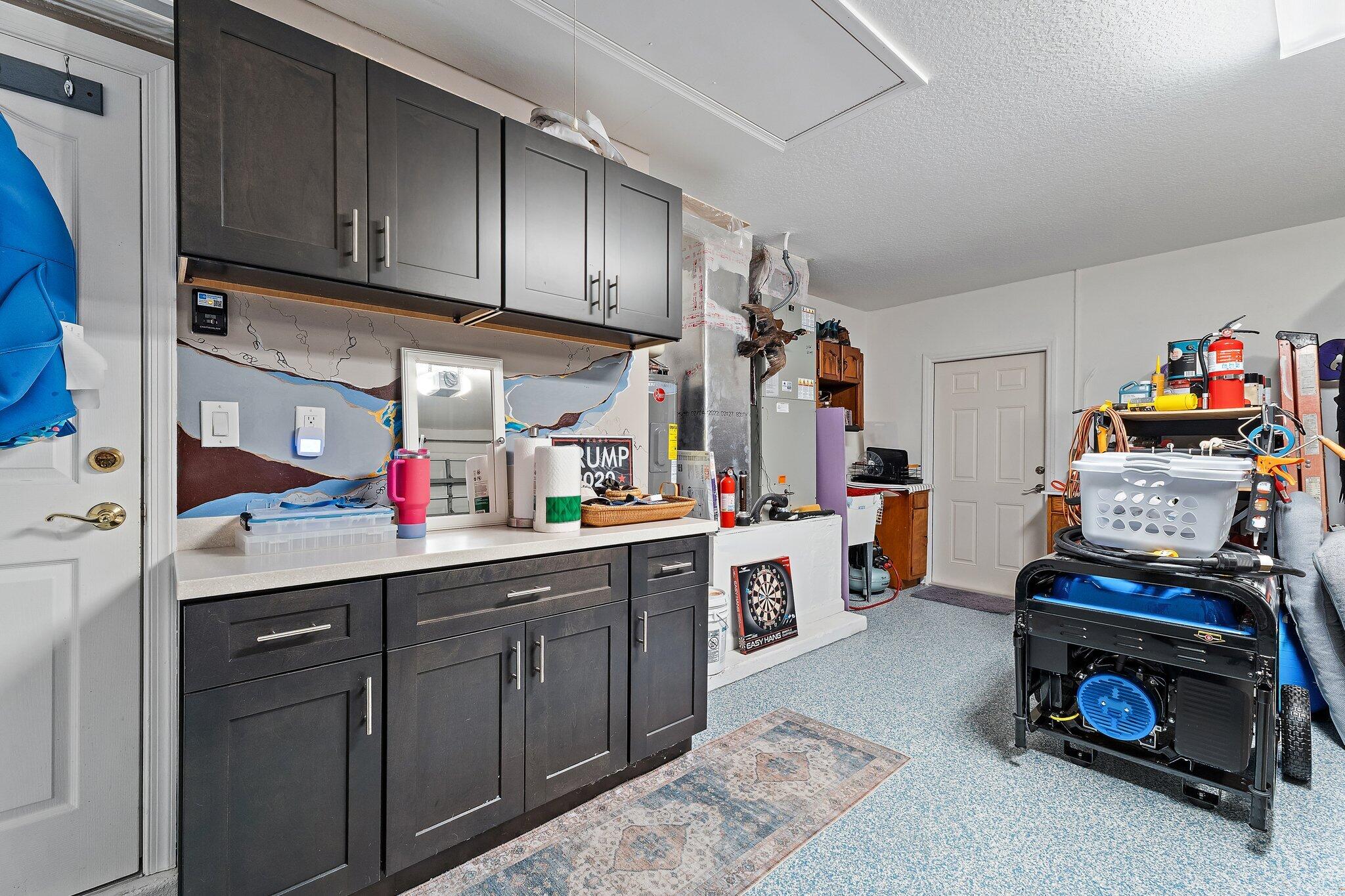 LOCKS LANDING - Residential