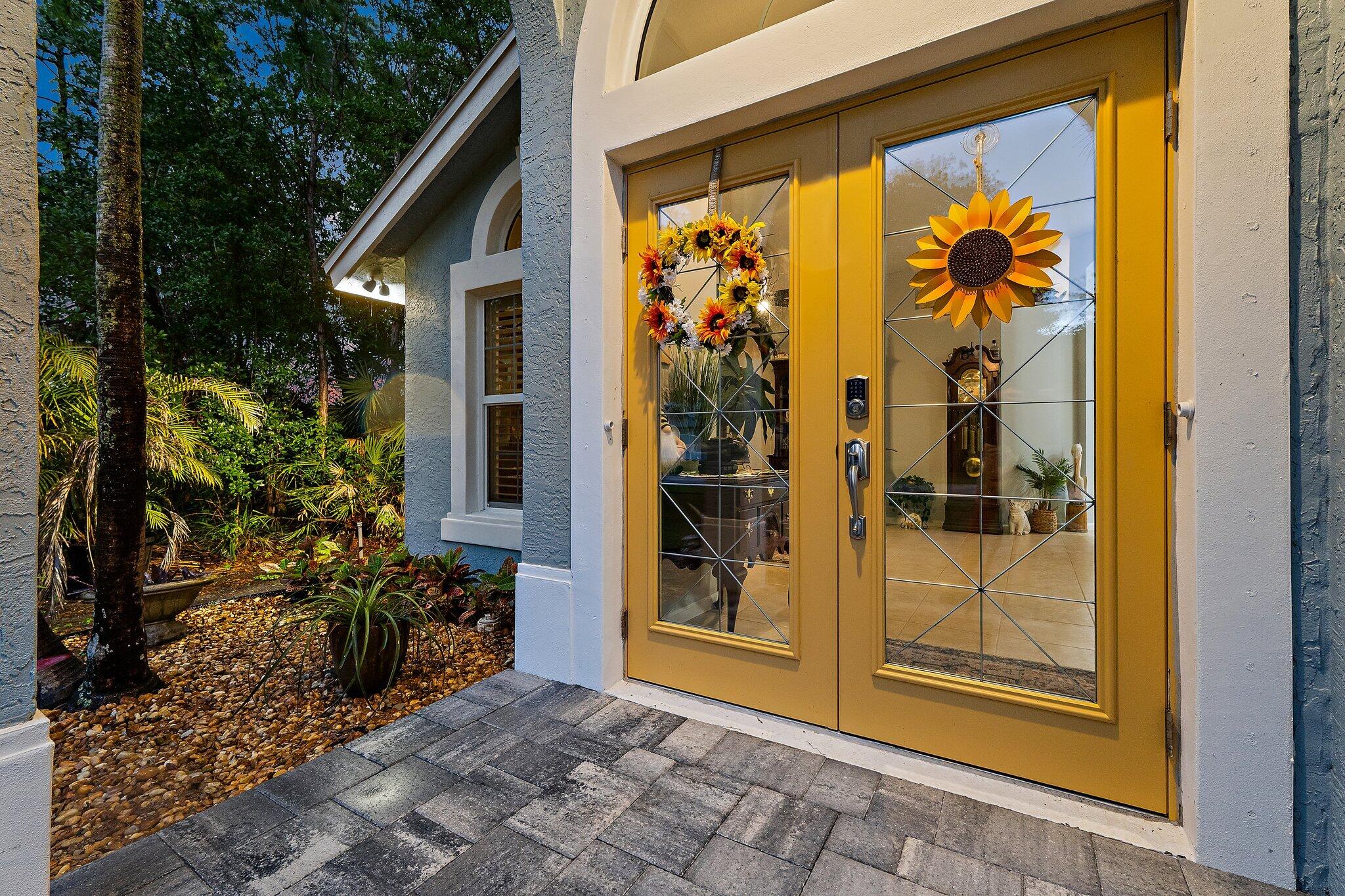 LOCKS LANDING - Residential