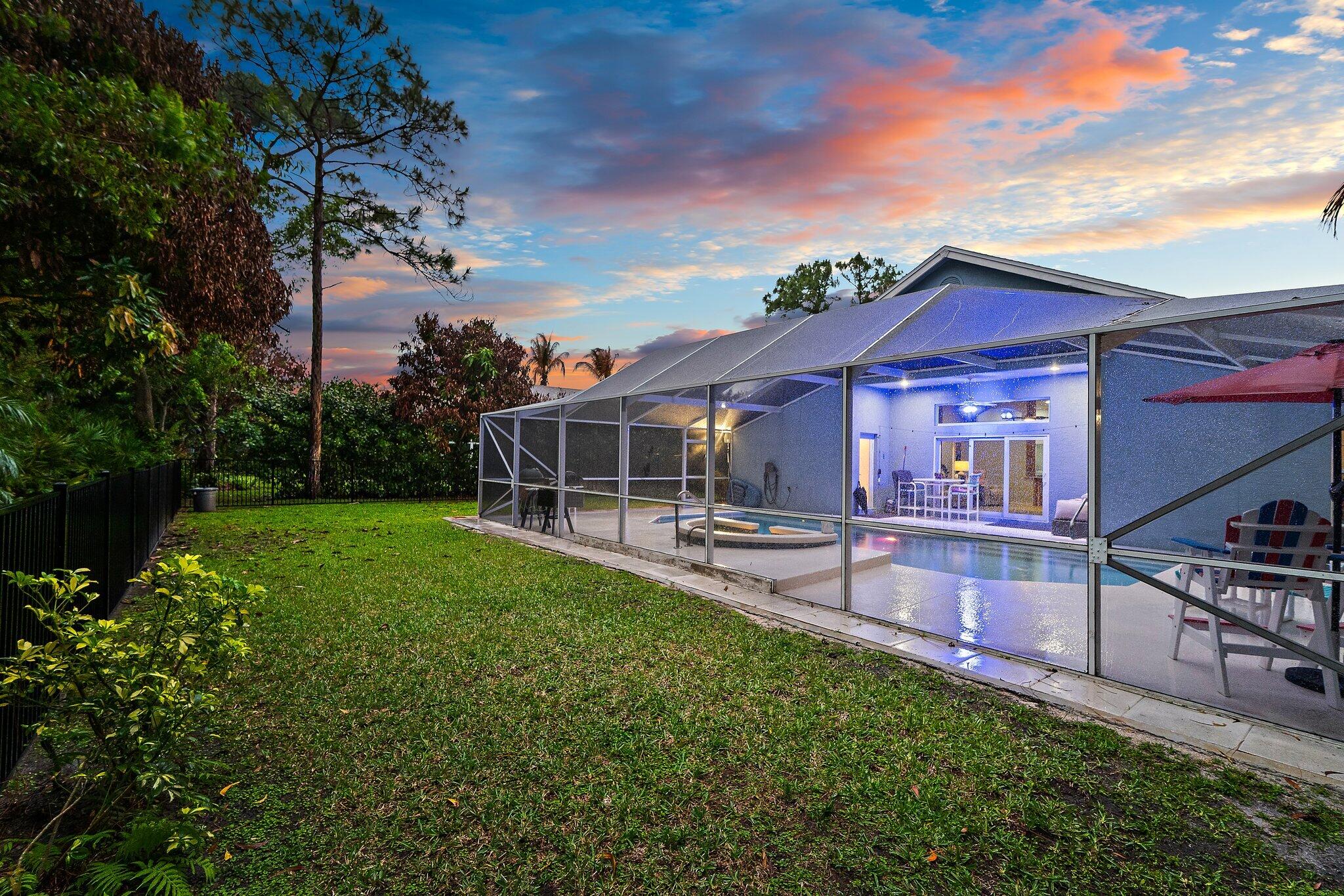 LOCKS LANDING - Residential