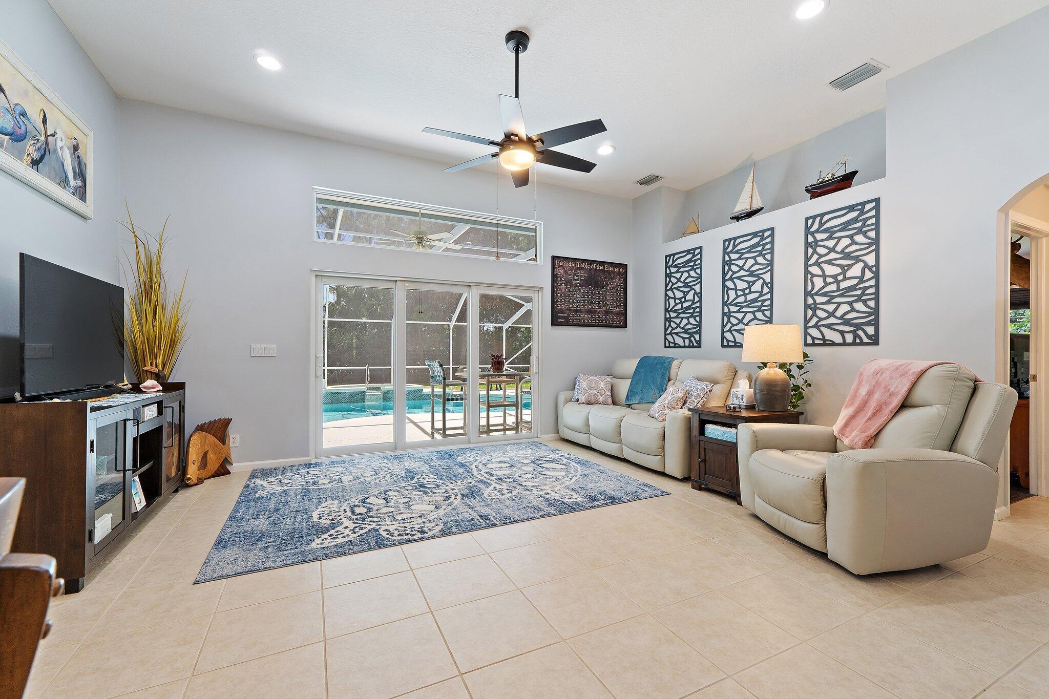 LOCKS LANDING - Residential