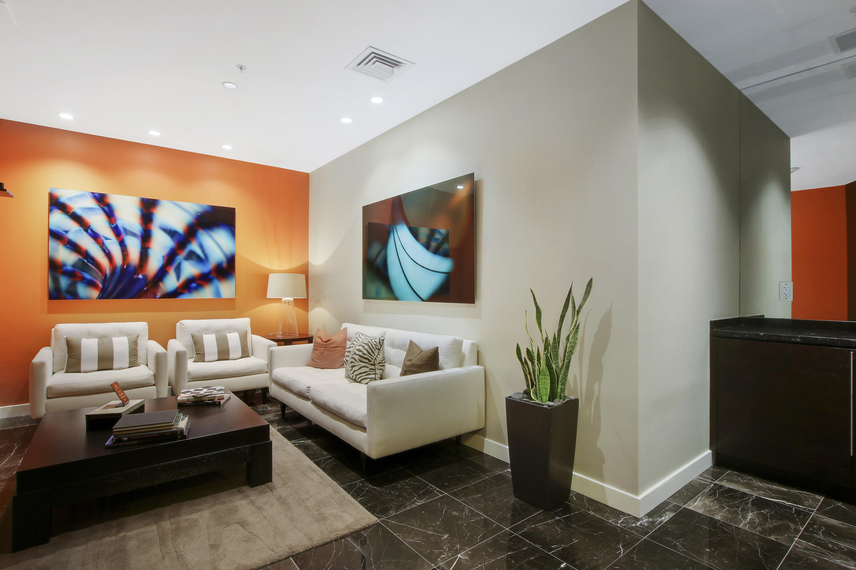 CITYPLACE SOUTH TOWER CONDO - Residential