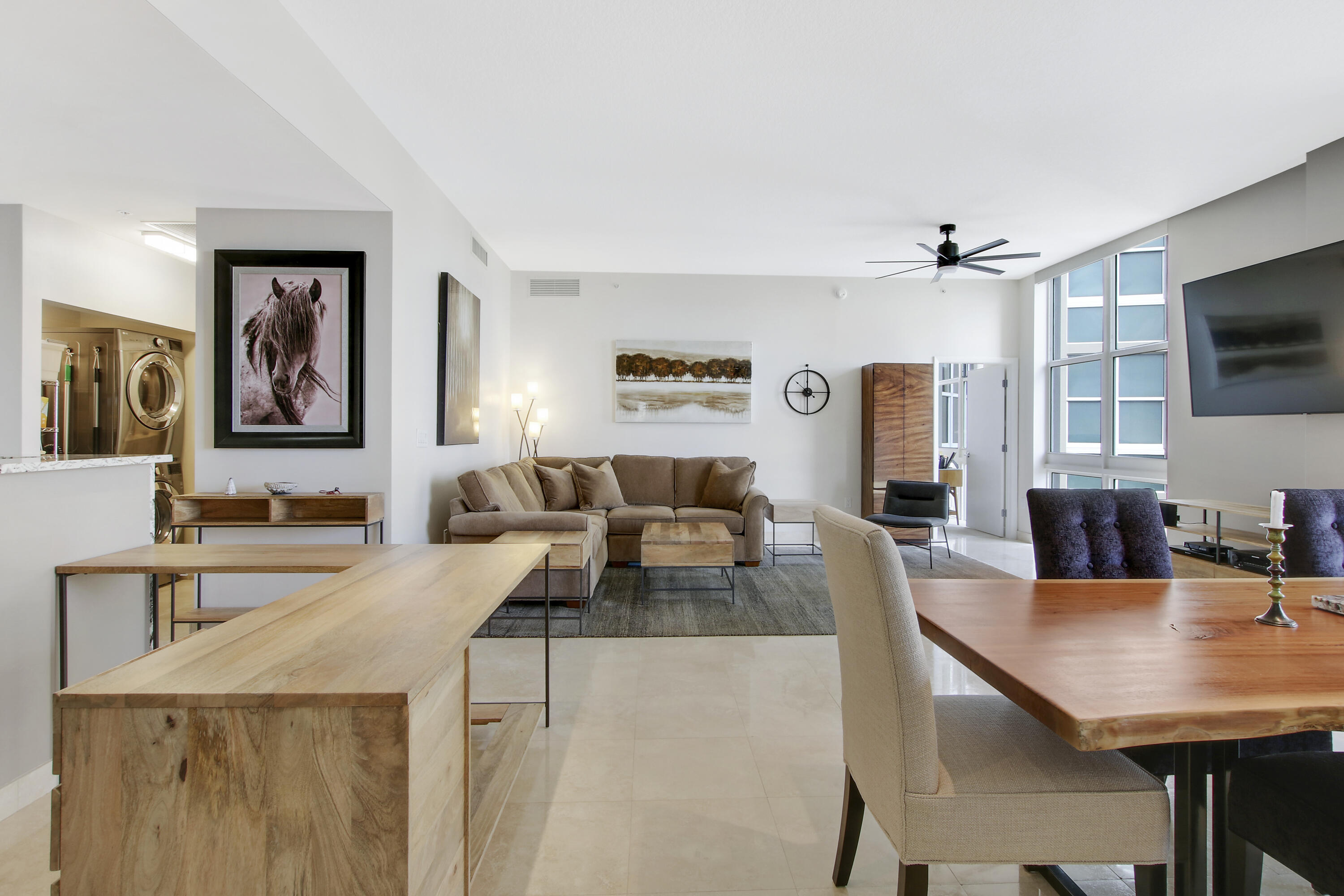 CITYPLACE SOUTH TOWER CONDO - Residential