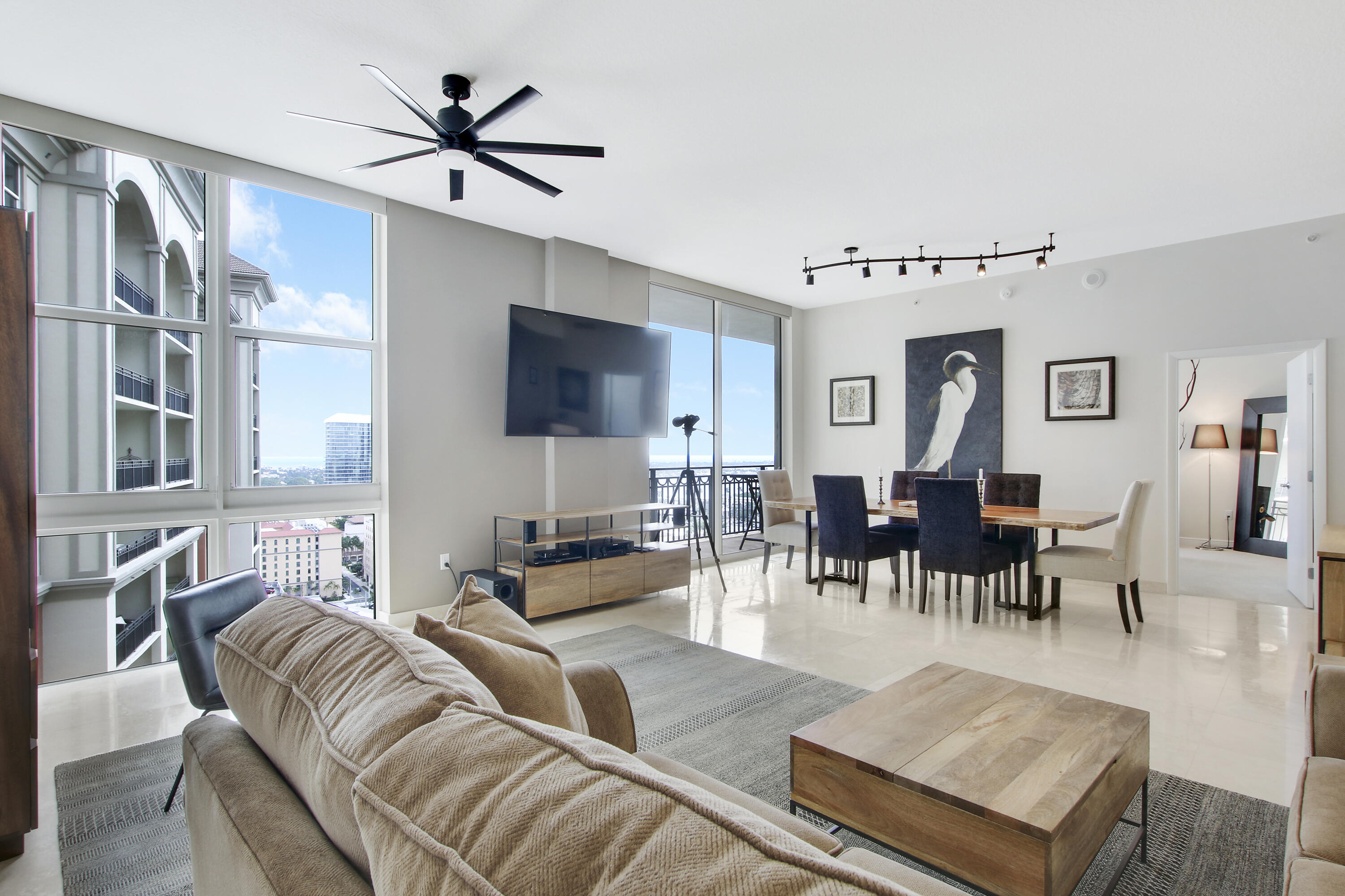 CITYPLACE SOUTH TOWER CONDO - Residential
