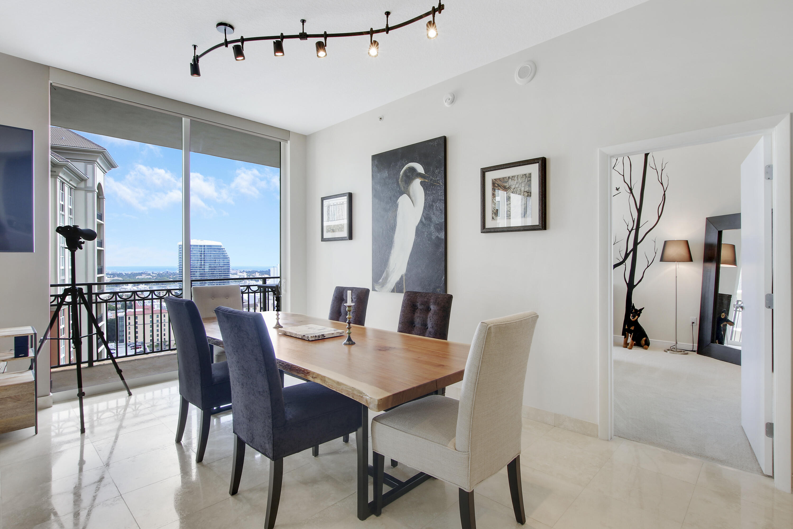 CITYPLACE SOUTH TOWER CONDO - Residential