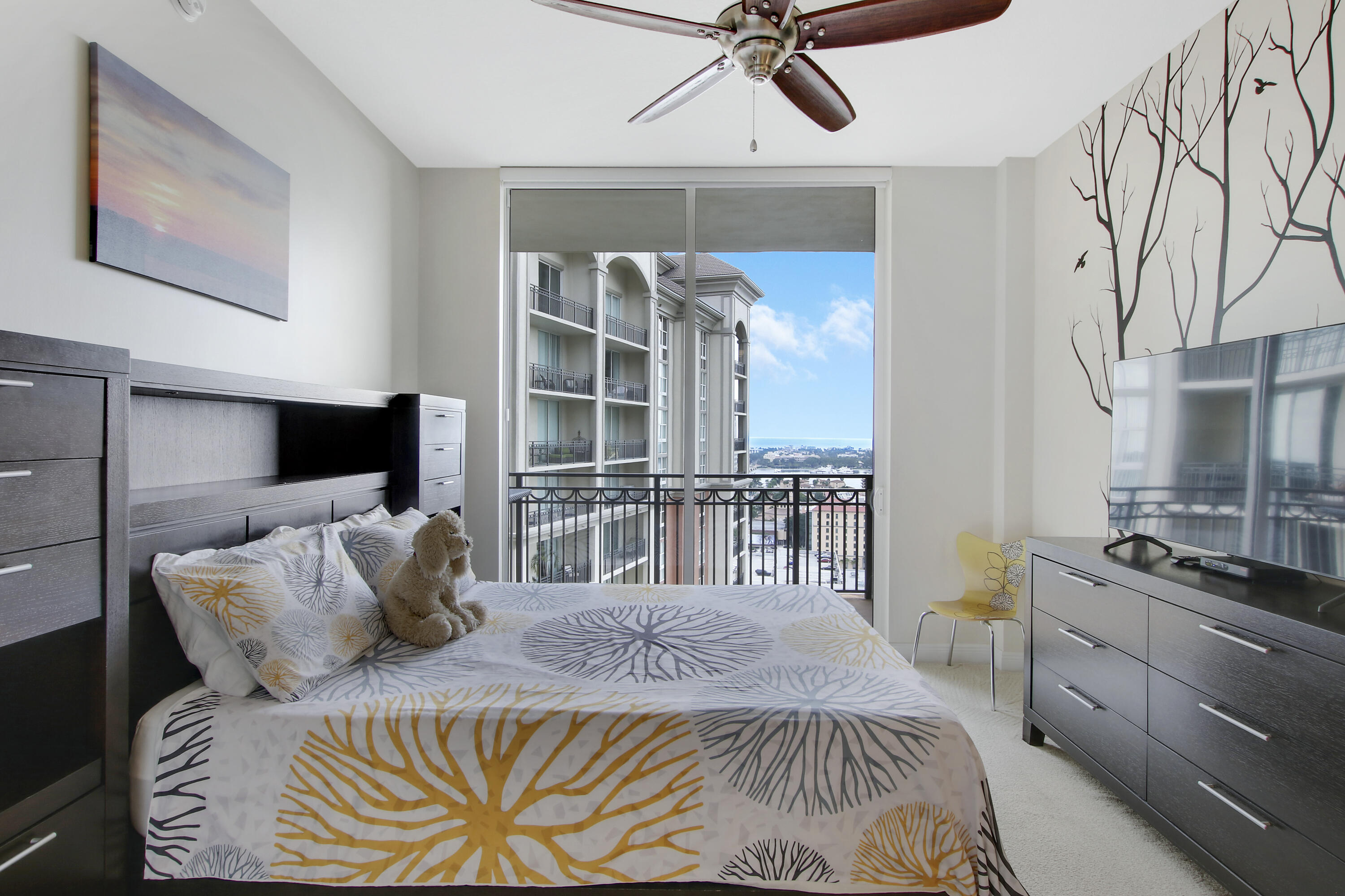CITYPLACE SOUTH TOWER CONDO - Residential