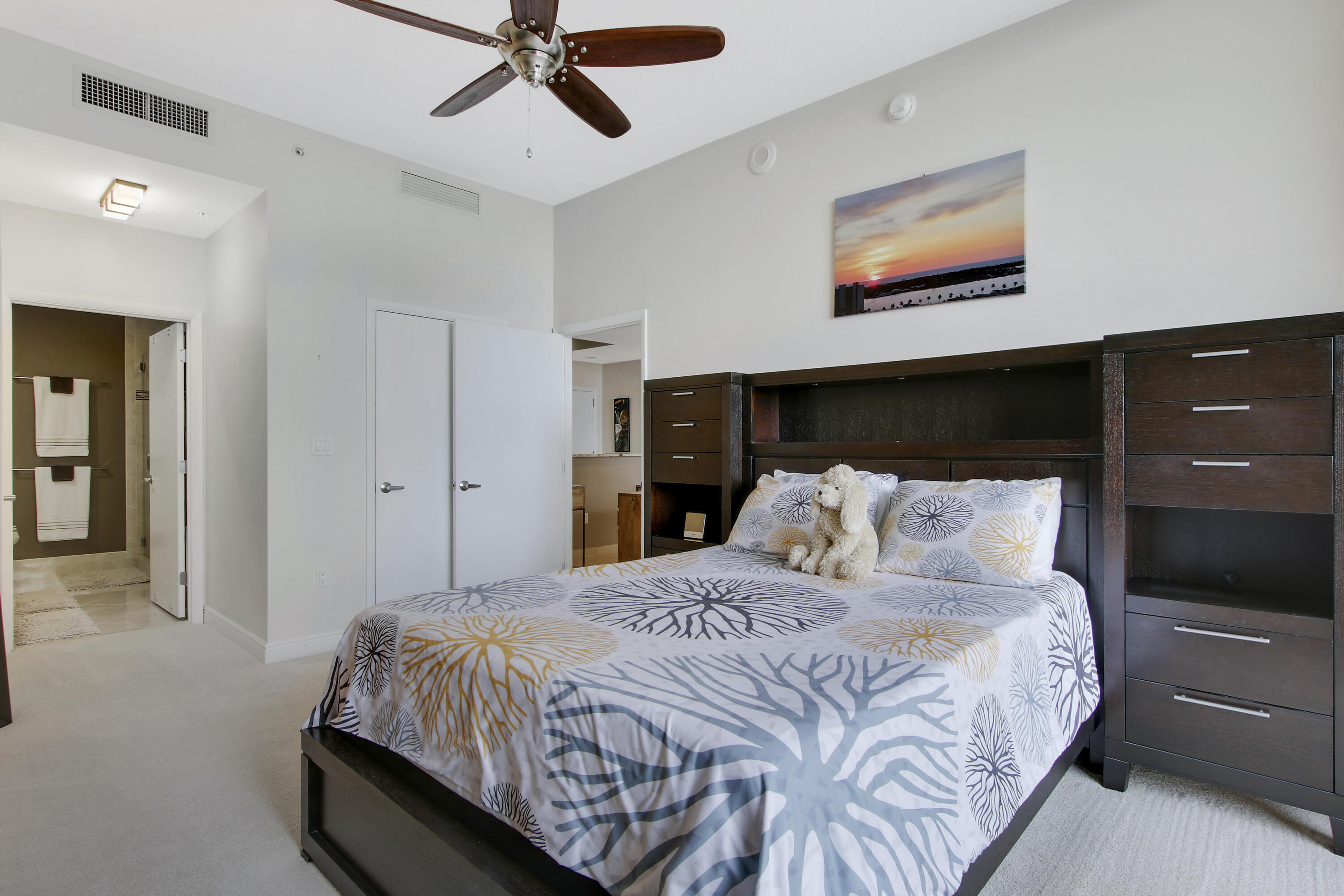 CITYPLACE SOUTH TOWER CONDO - Residential