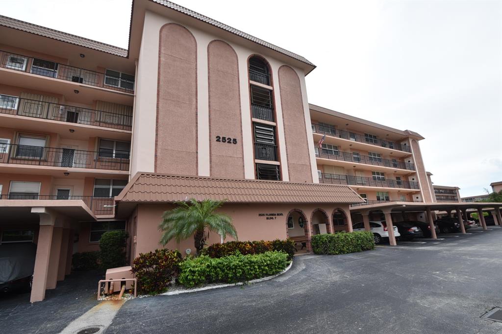 TROPIC BAY CONDOMINIUMS & MARINA - Residential