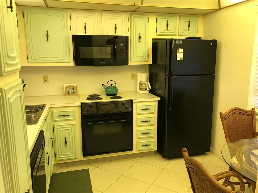 TROPIC BAY CONDOMINIUMS & MARINA - Residential