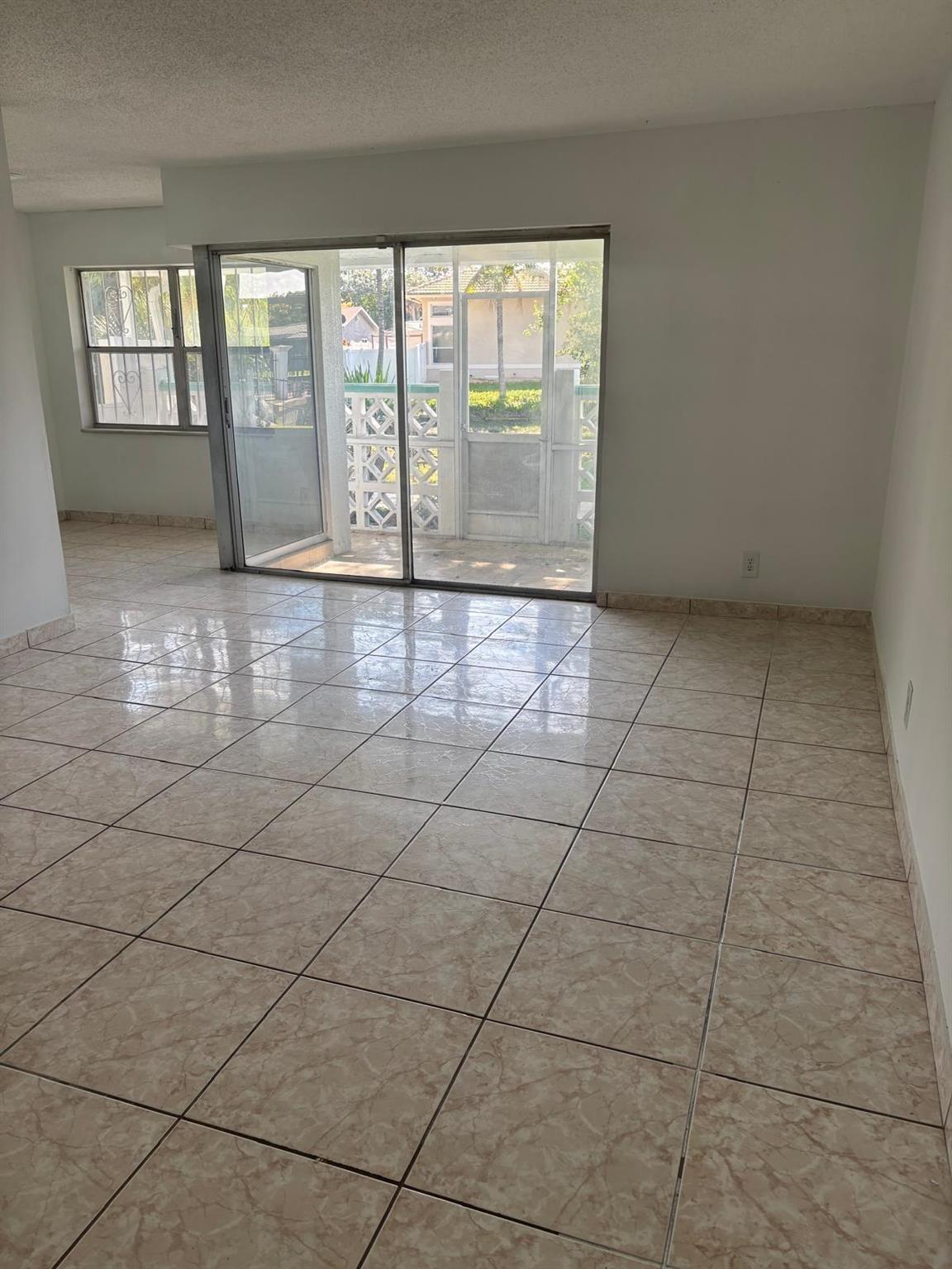 2075 NW 46th Avenue I102