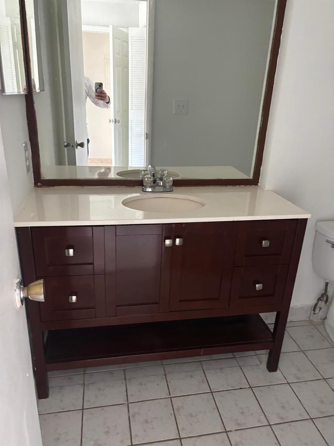 2075 NW 46th Avenue I102