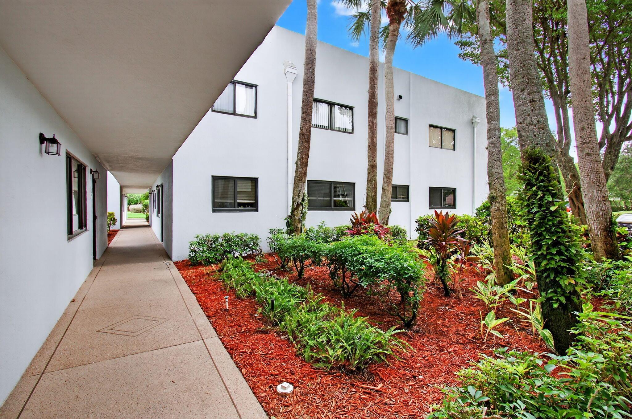 15108 Ashland Drive 190, Delray Beach, FL, 33484/$250,000 4 15108 Ashland Drive 190